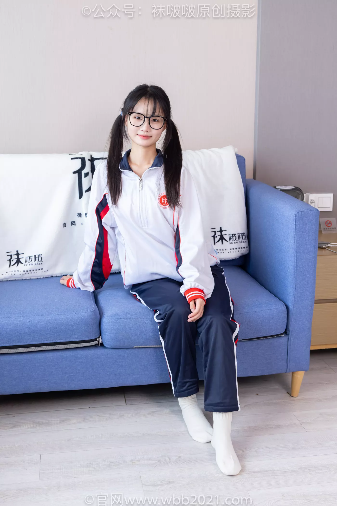 图片[59]-[BoBoSocks袜啵啵]NO.458 甜甜圈-板鞋、白棉袜、肉丝、校服裤里丝[100P] – 速更版-美库