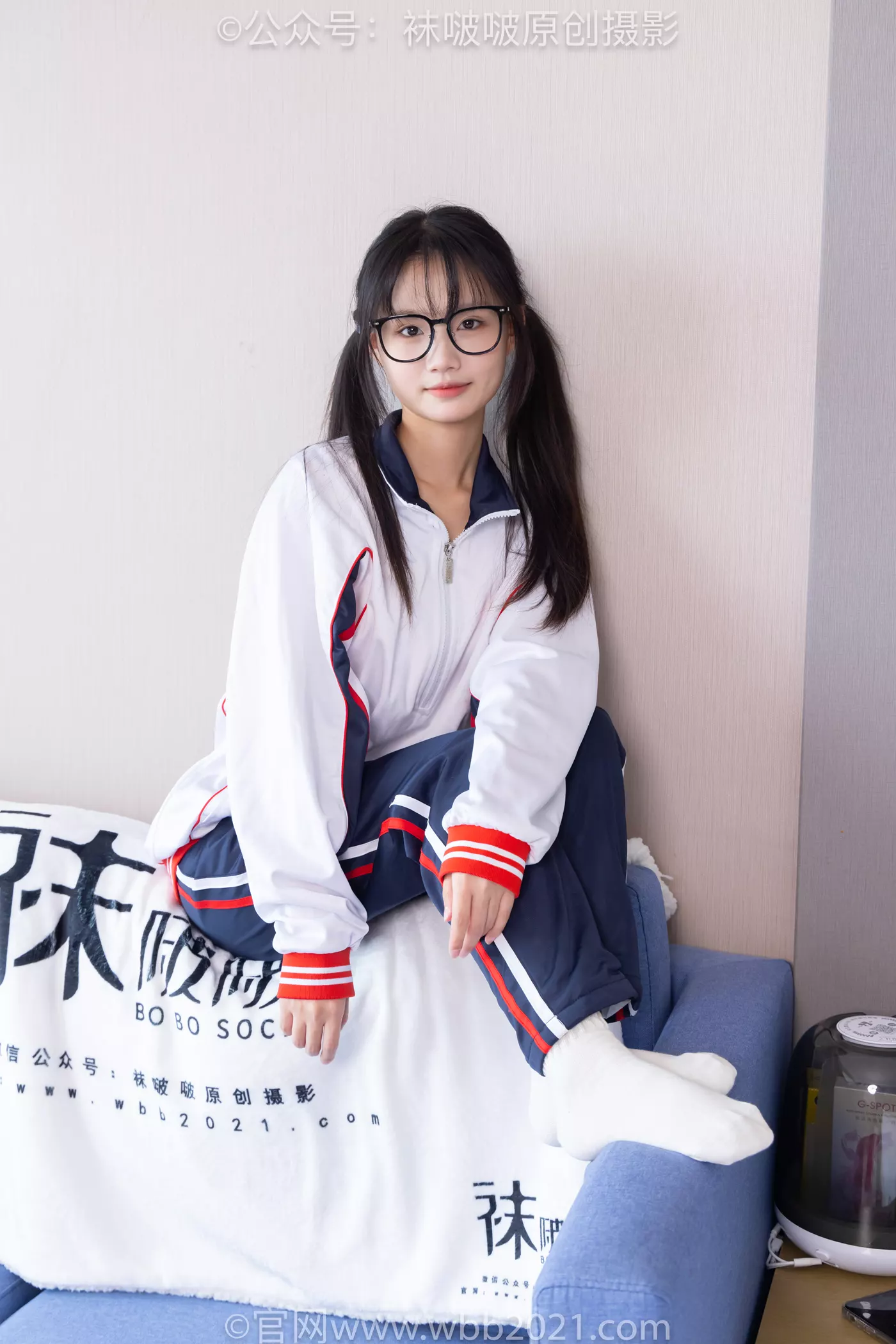 图片[69]-[BoBoSocks袜啵啵]NO.458 甜甜圈-板鞋、白棉袜、肉丝、校服裤里丝[100P] – 速更版-美库