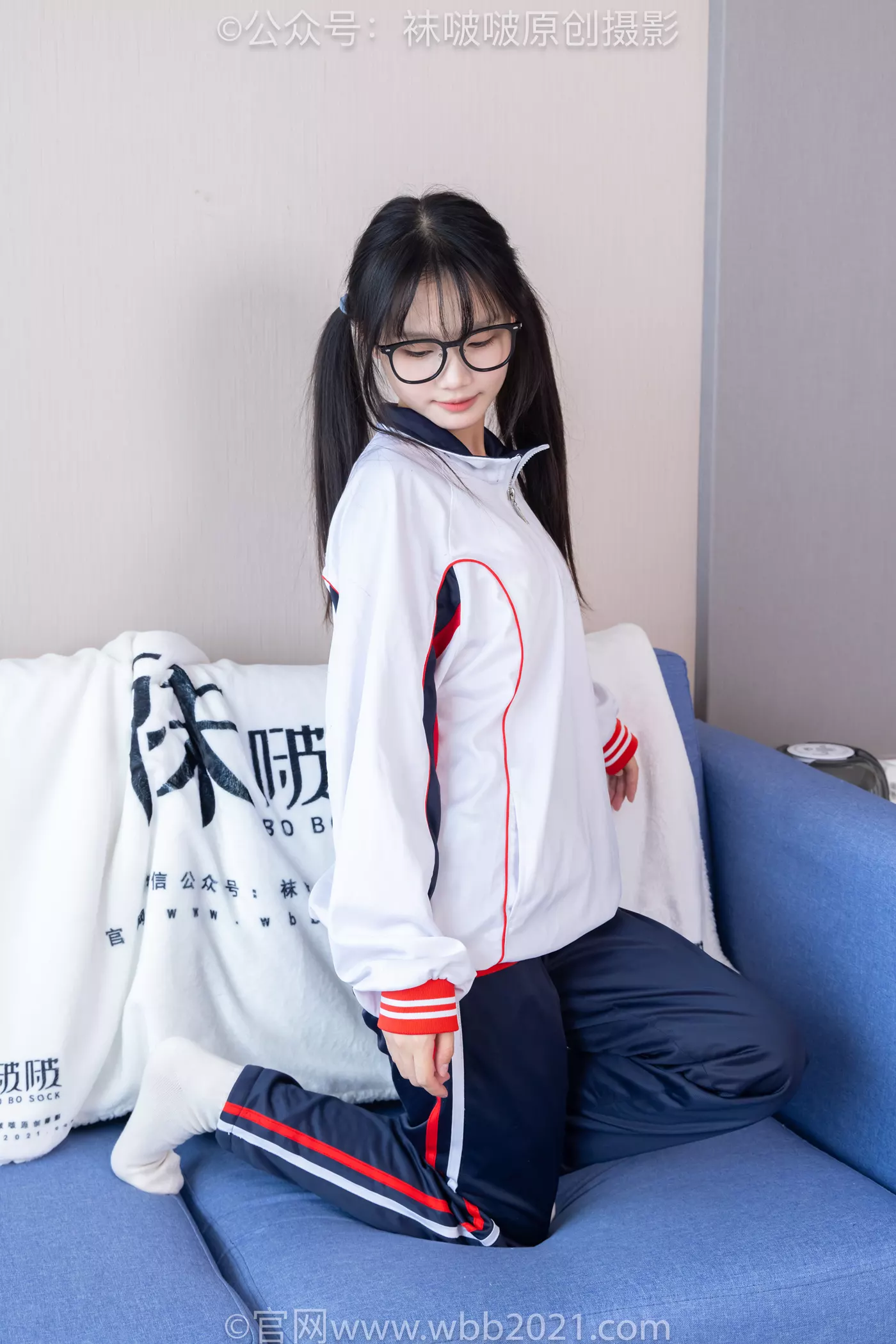 图片[81]-[BoBoSocks袜啵啵]NO.458 甜甜圈-板鞋、白棉袜、肉丝、校服裤里丝[100P] – 速更版-美库