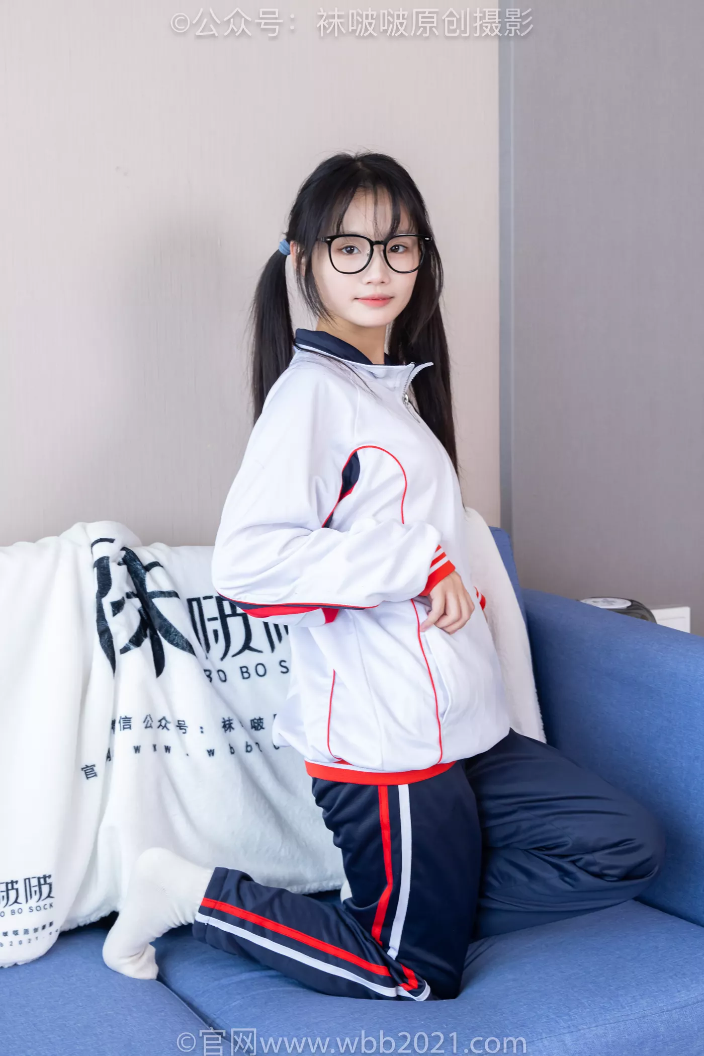 图片[82]-[BoBoSocks袜啵啵]NO.458 甜甜圈-板鞋、白棉袜、肉丝、校服裤里丝[100P] – 速更版-美库