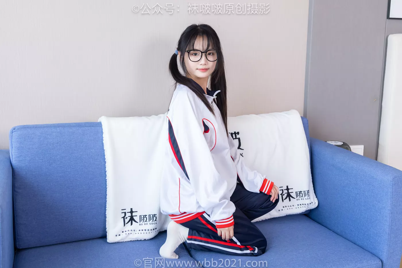 图片[83]-[BoBoSocks袜啵啵]NO.458 甜甜圈-板鞋、白棉袜、肉丝、校服裤里丝[100P] – 速更版-美库