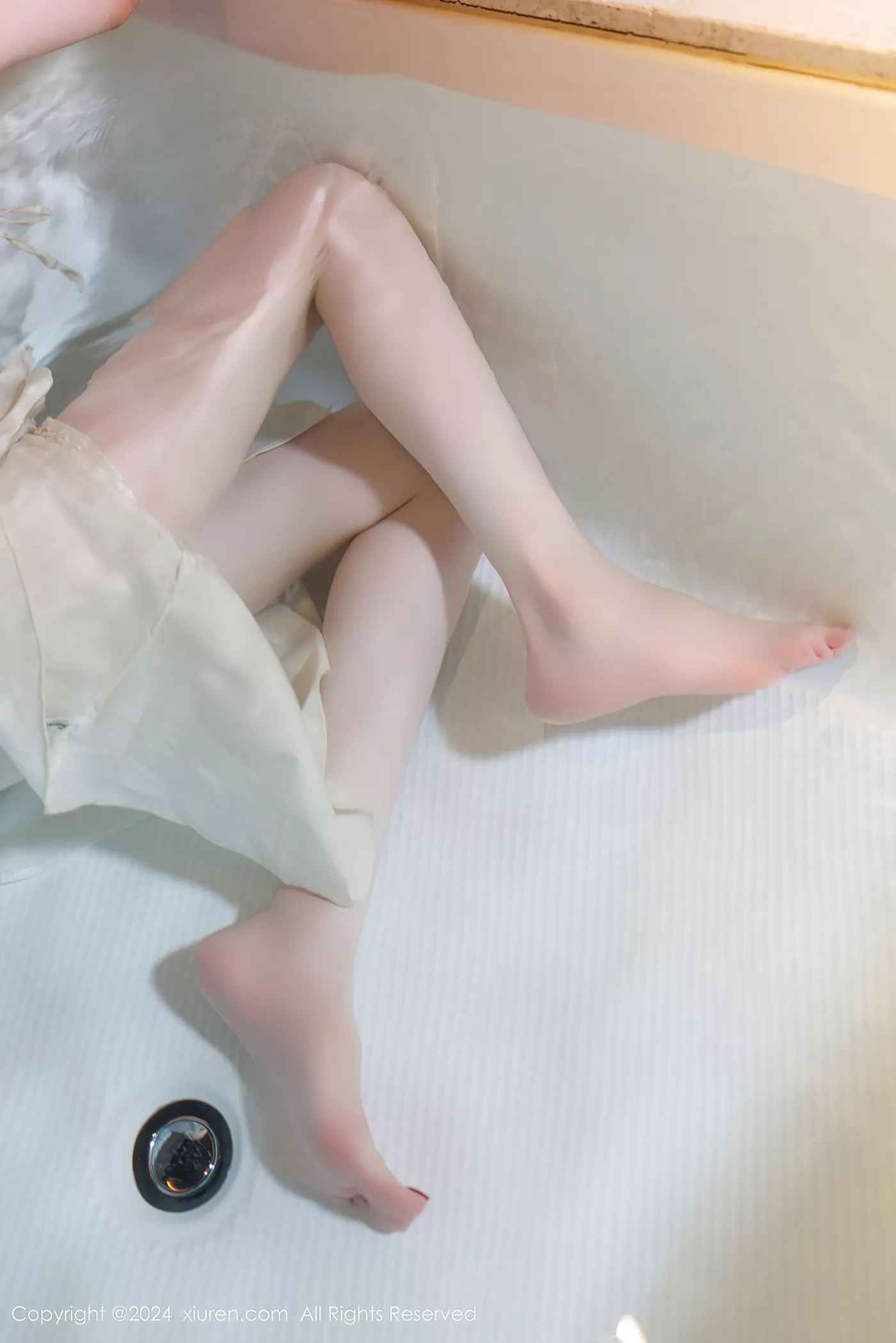 图片[42]-[Xiuren秀人网]2024.12.23 NO.9643 梦心玥[63+1P] – 速更版-美库