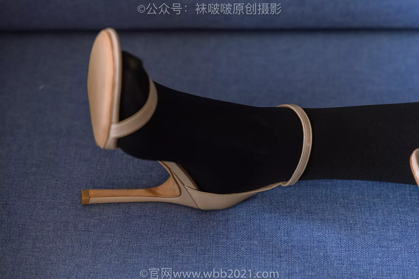 图片[51]-[BoBoSocks袜啵啵]NO.459 小甜豆-高跟凉鞋、厚黑丝、穿鞋踩包子和橘子剧情[100P] – 速更版-美库