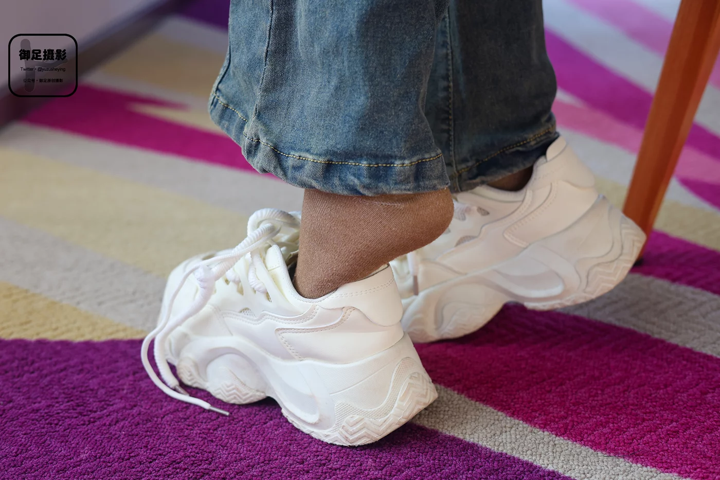 图片[21]-御足摄影 NO.017 – 咖色袜裸足[93P] – 速更版-美库