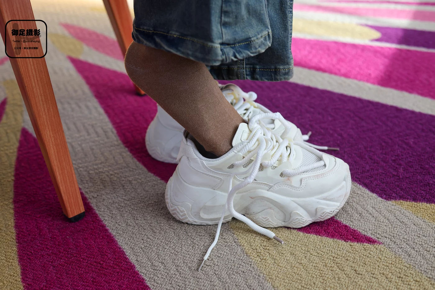 图片[30]-御足摄影 NO.017 – 咖色袜裸足[93P] – 速更版-美库