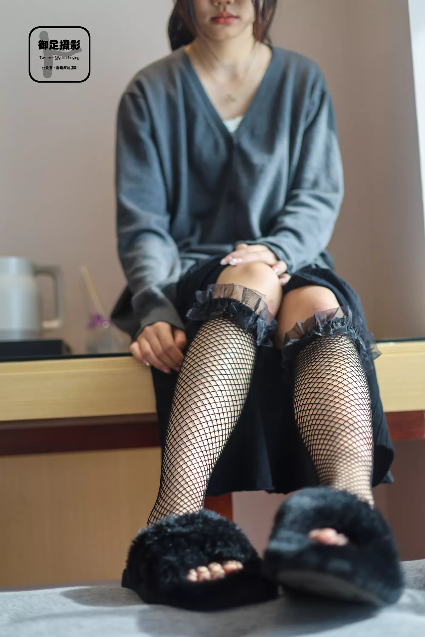 图片[55]-御足摄影 NO.018 – 毛毛鞋网袜[77P] – 速更版-美库