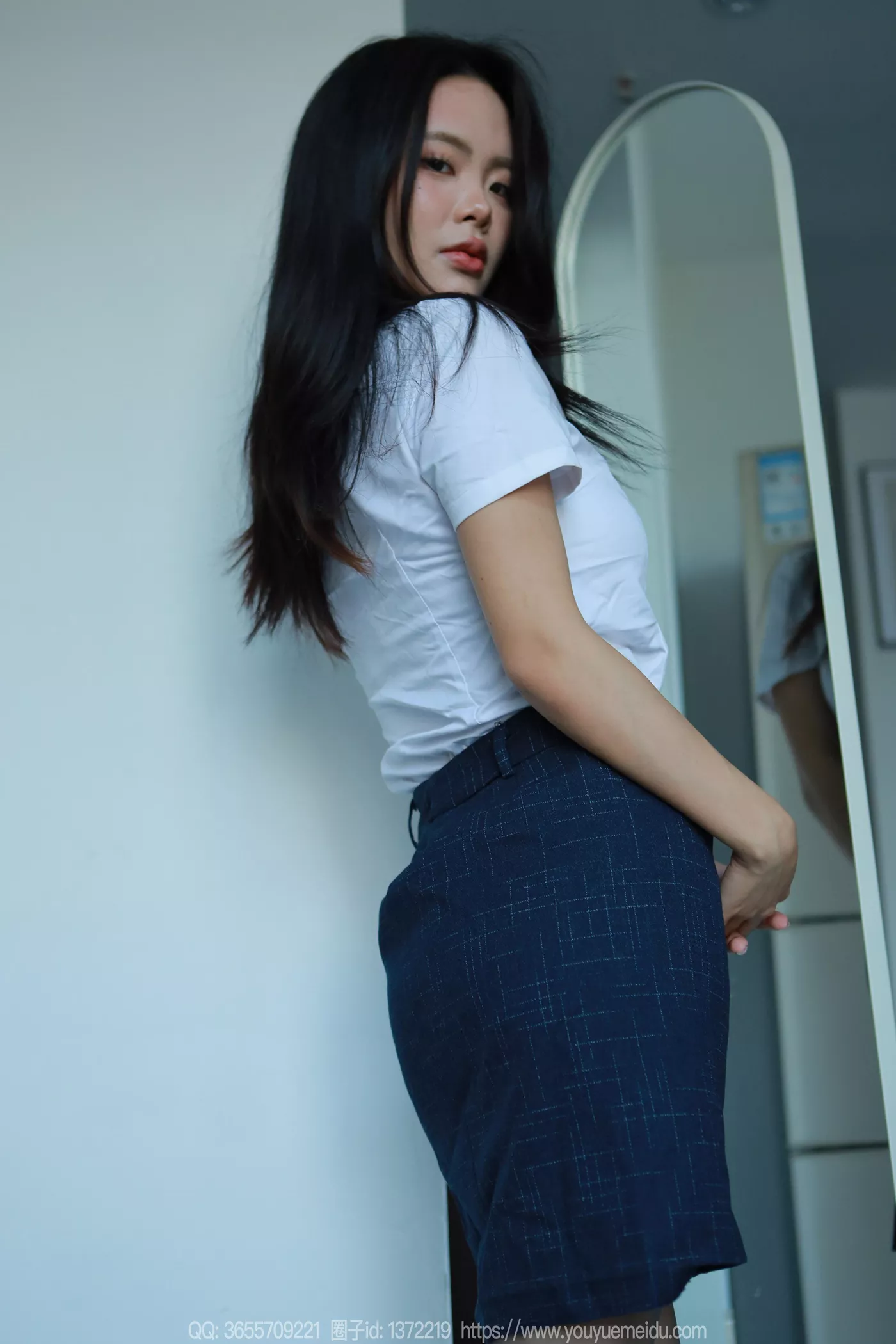 图片[89]-[IESS异思趣向] 2024.12.01 丝享家1912：兔兔《OL黑丝》[88P] – 速更版-美库