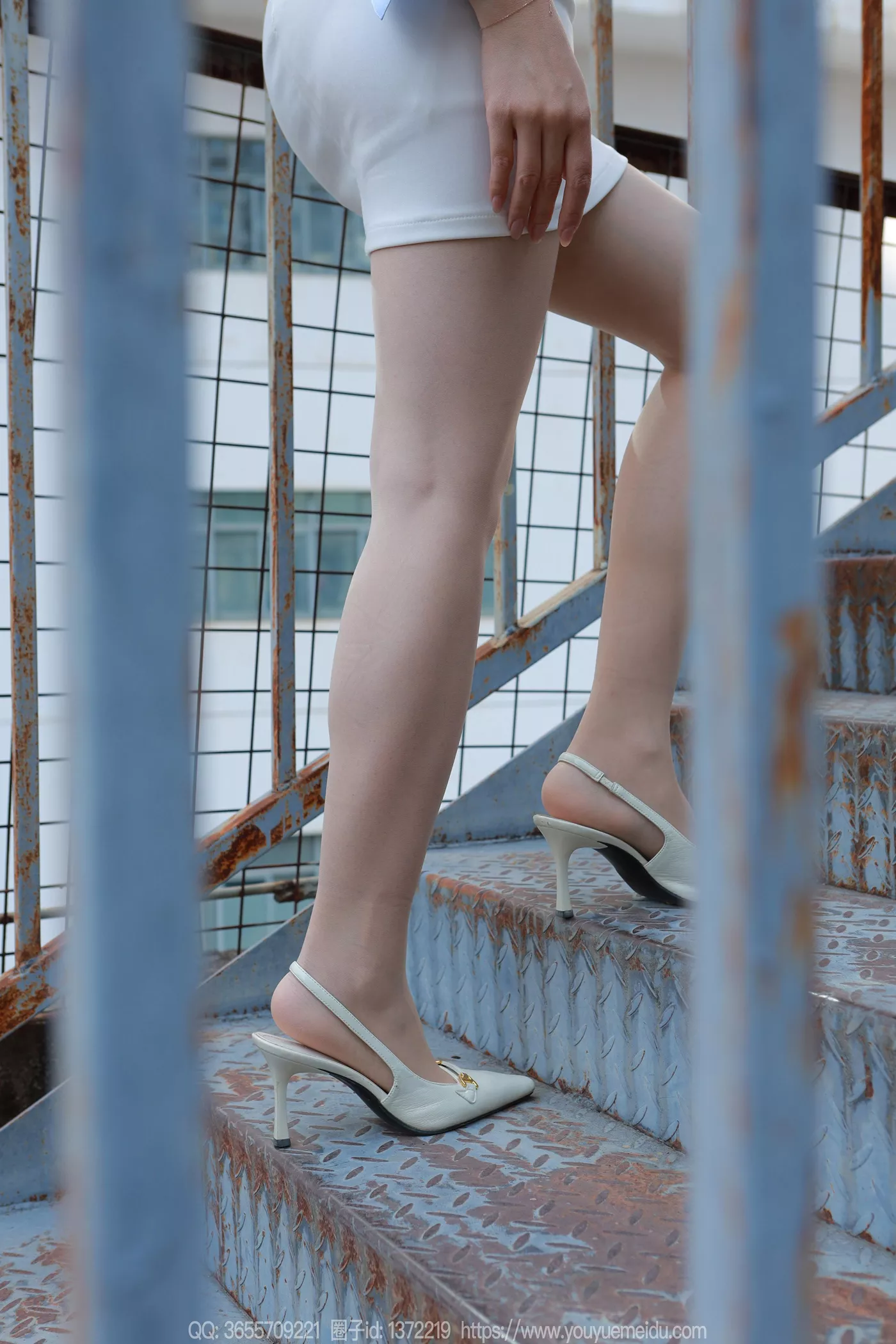 图片[75]-[IESS异思趣向] 2024.12.03 丝享家1914：小婕《白色短裙（上）》[83P] – 速更版-美库