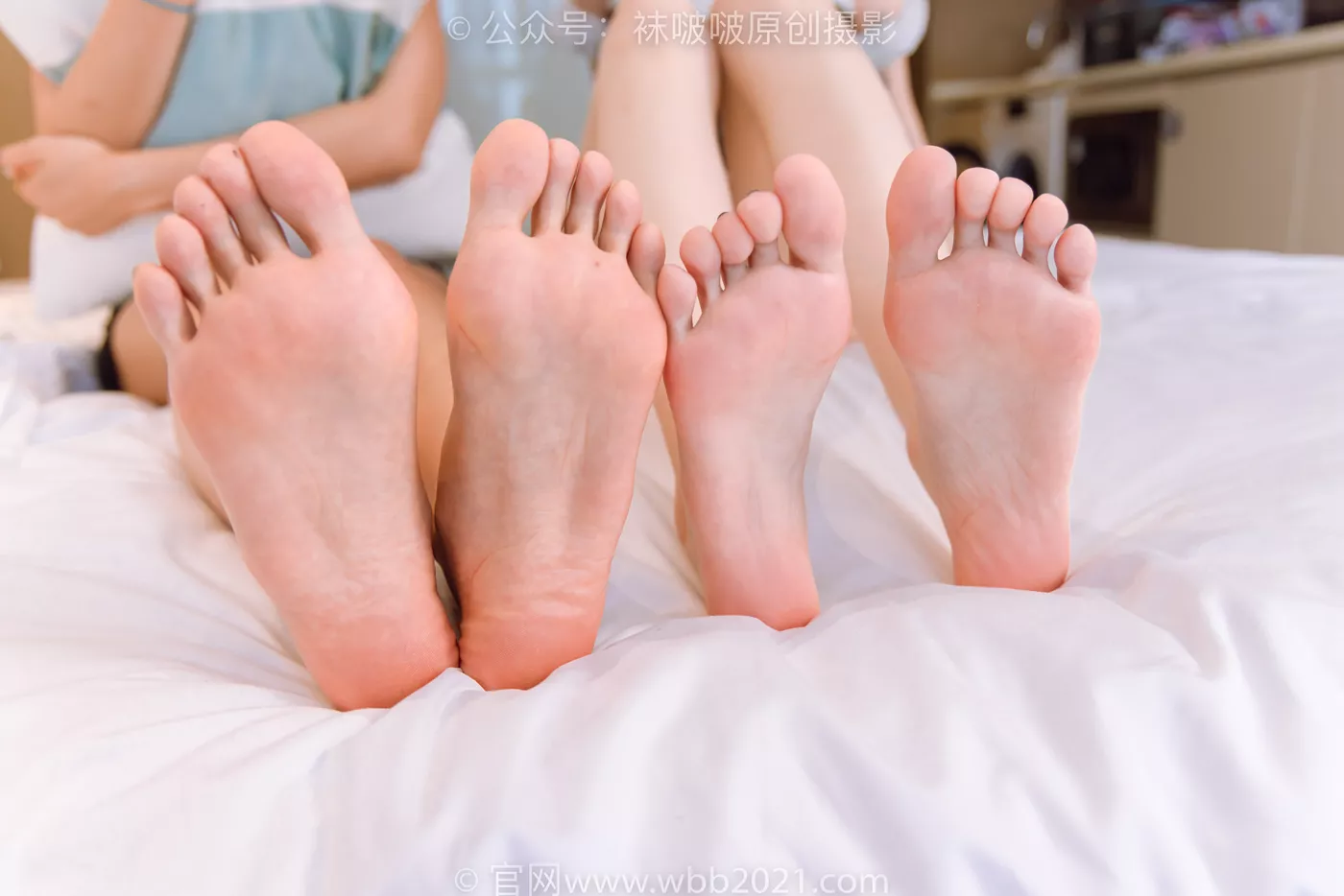 图片[91]-[BoBoSocks袜啵啵]NO.464 稚予果果-两双高跟鞋、肉丝、裸足、裸足涂黑色指甲油[135P] – 速更版-美库