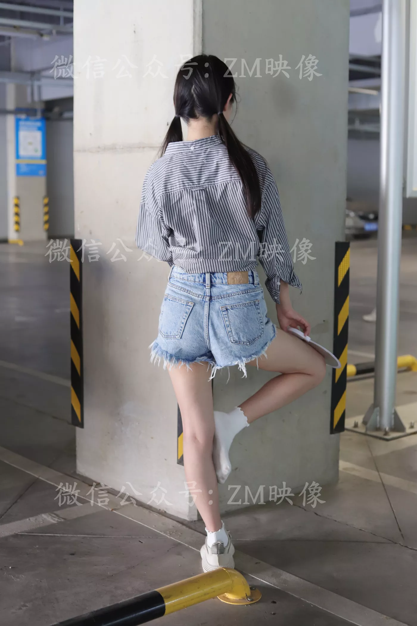 图片[17]-[织梦映像]NO.053 爱在深秋-轻罗小扇扑流萤[100P] – 速更版-美库