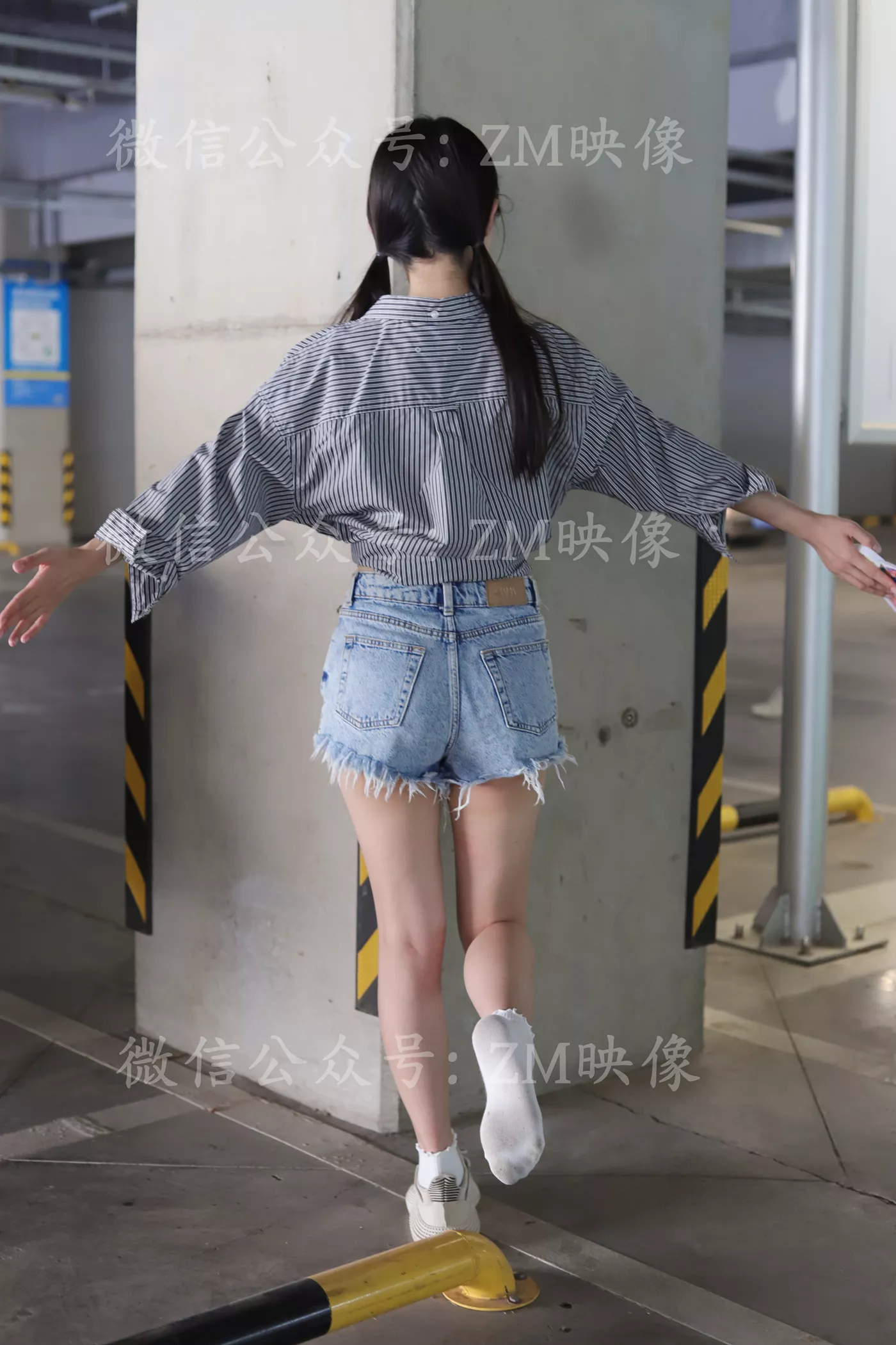 图片[19]-[织梦映像]NO.053 爱在深秋-轻罗小扇扑流萤[100P] – 速更版-美库