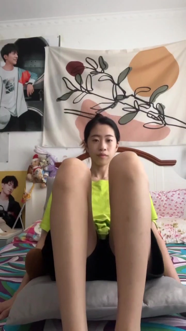 图片[11]-脚模面试脸足同框套路系列-131 [20P] – 速更版-美库