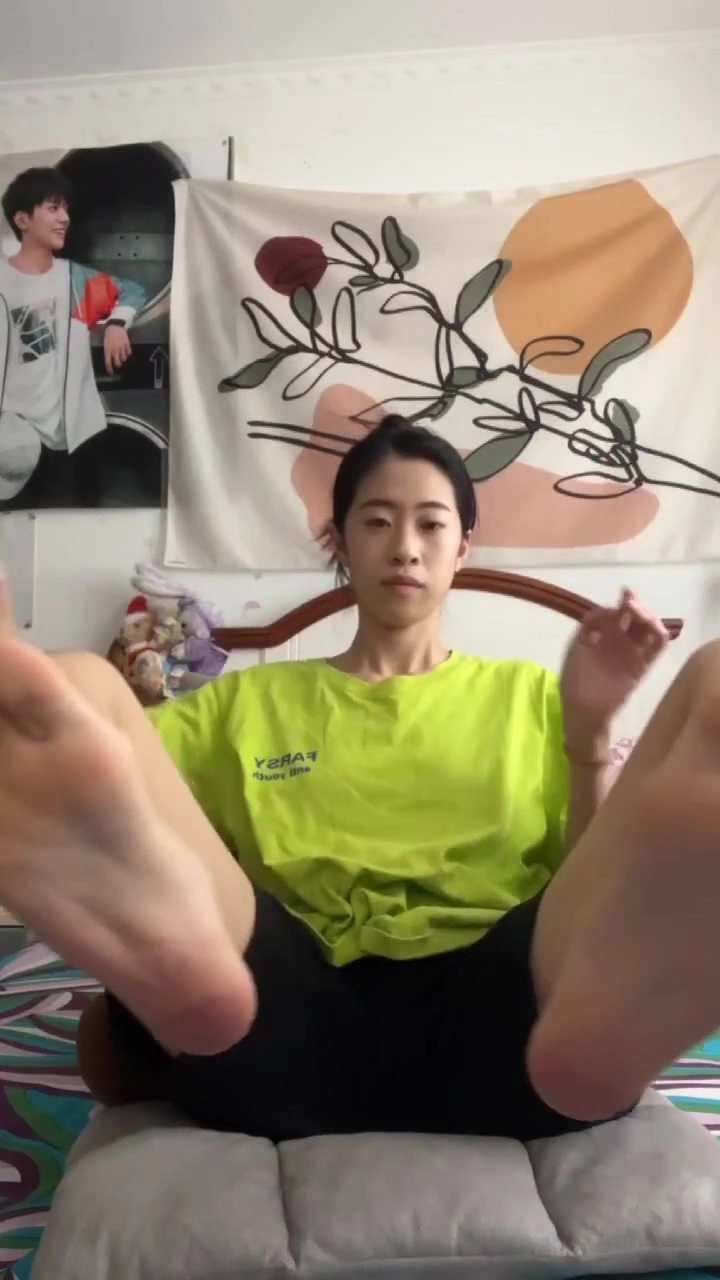 图片[14]-脚模面试脸足同框套路系列-131 [20P] – 速更版-美库