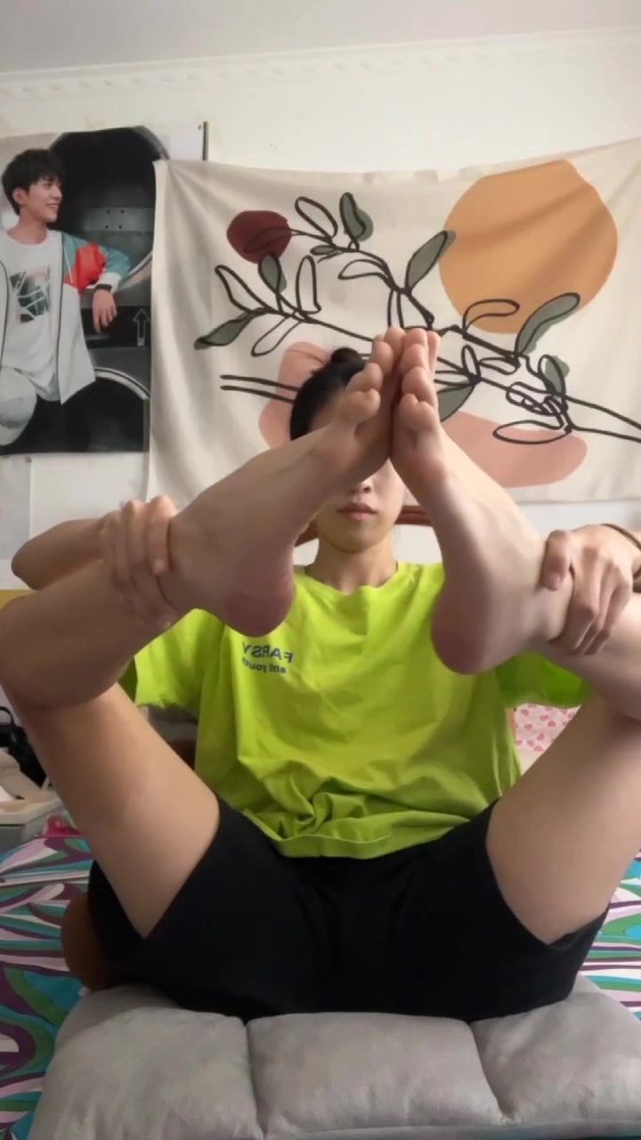 图片[16]-脚模面试脸足同框套路系列-131 [20P] – 速更版-美库