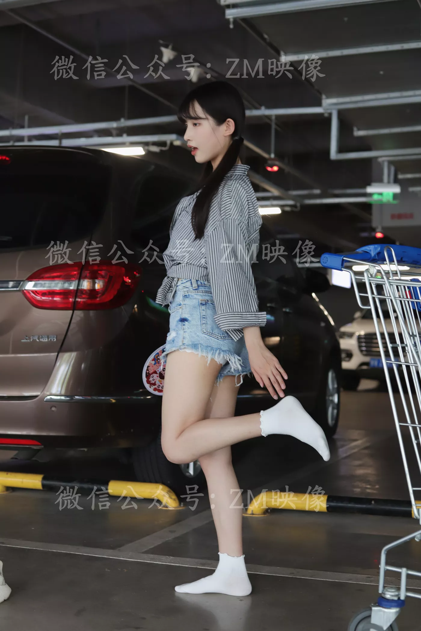 图片[45]-[织梦映像]NO.053 爱在深秋-轻罗小扇扑流萤[100P] – 速更版-美库