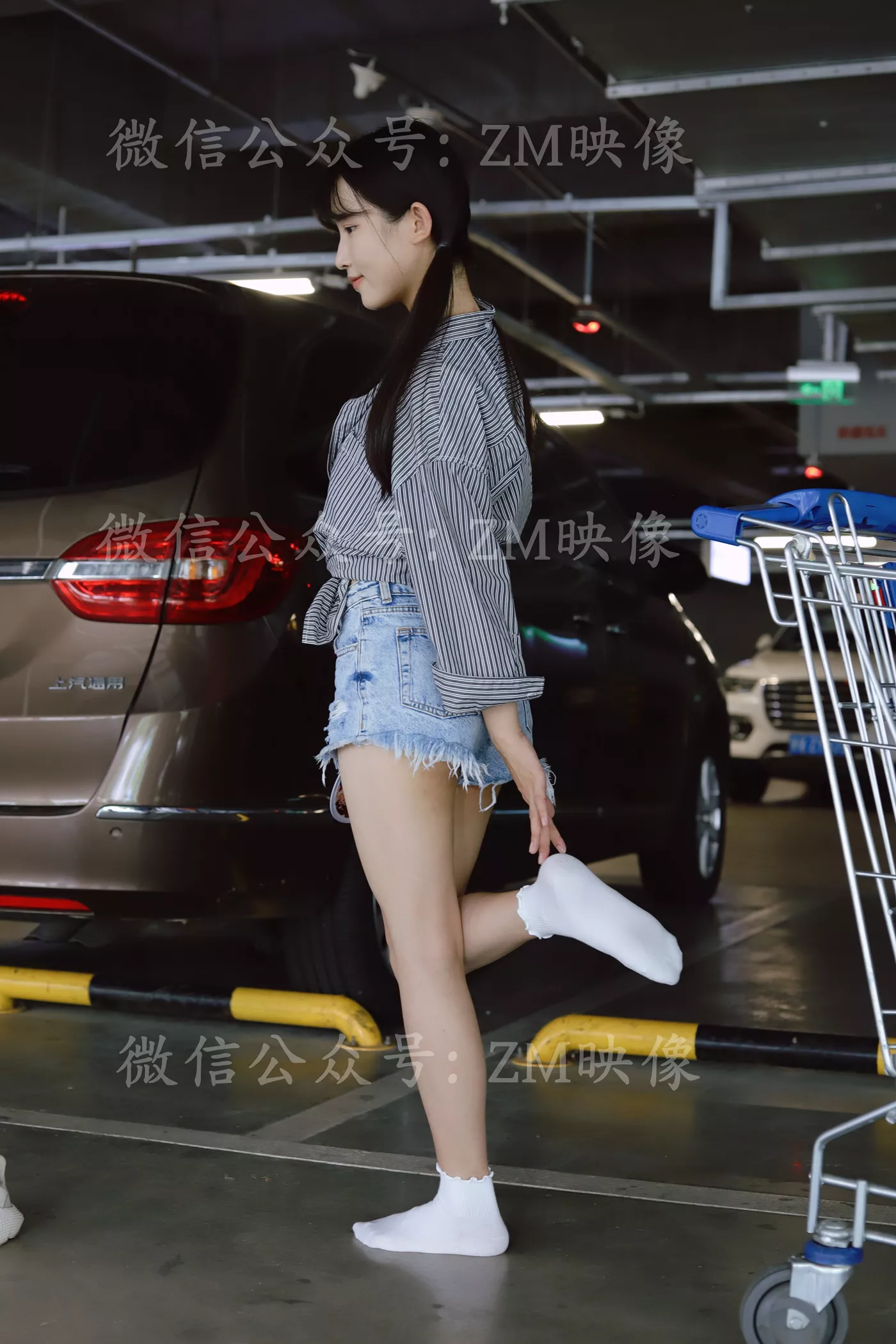 图片[46]-[织梦映像]NO.053 爱在深秋-轻罗小扇扑流萤[100P] – 速更版-美库