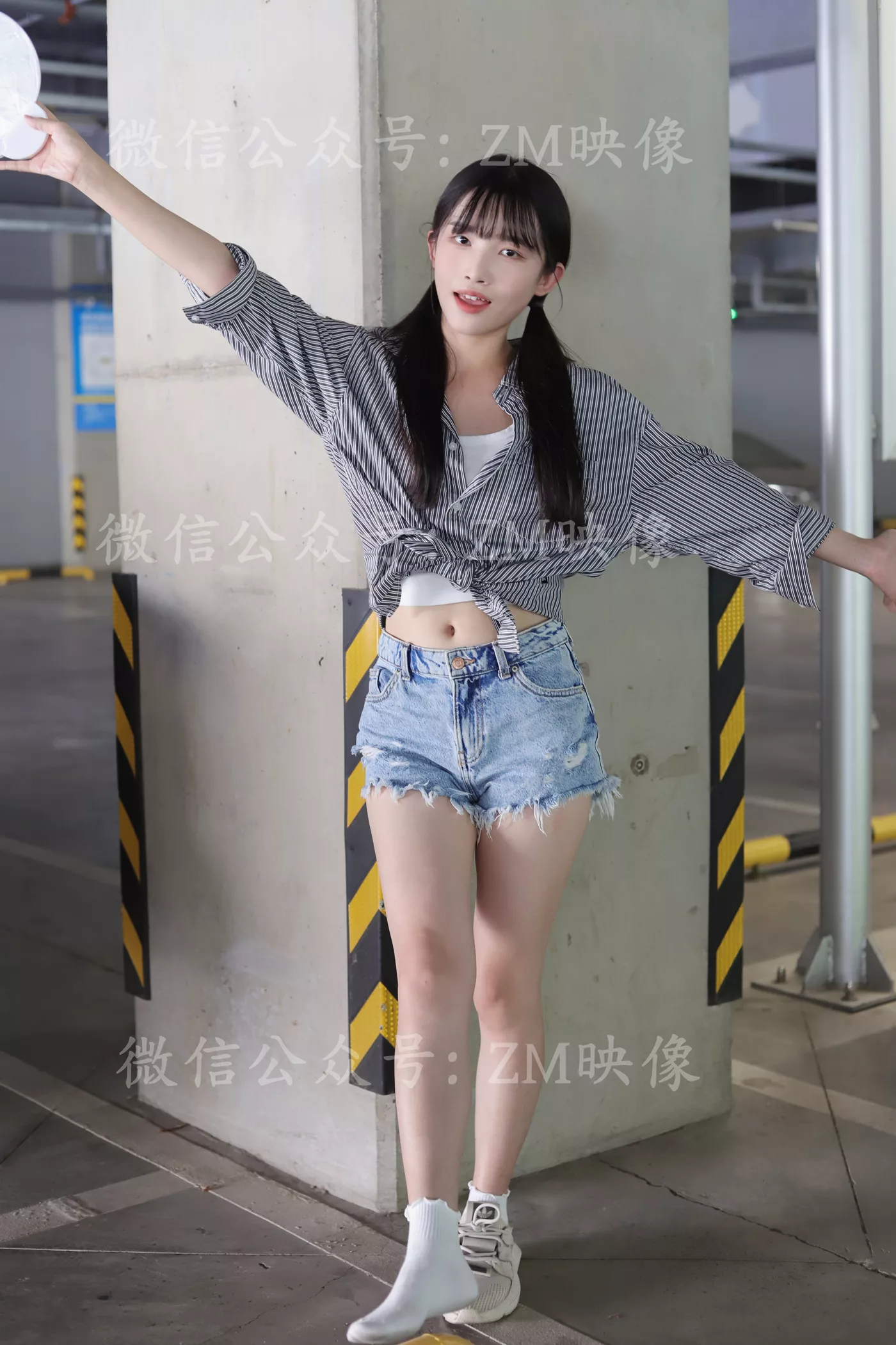 图片[97]-[织梦映像]NO.053 爱在深秋-轻罗小扇扑流萤[100P] – 速更版-美库