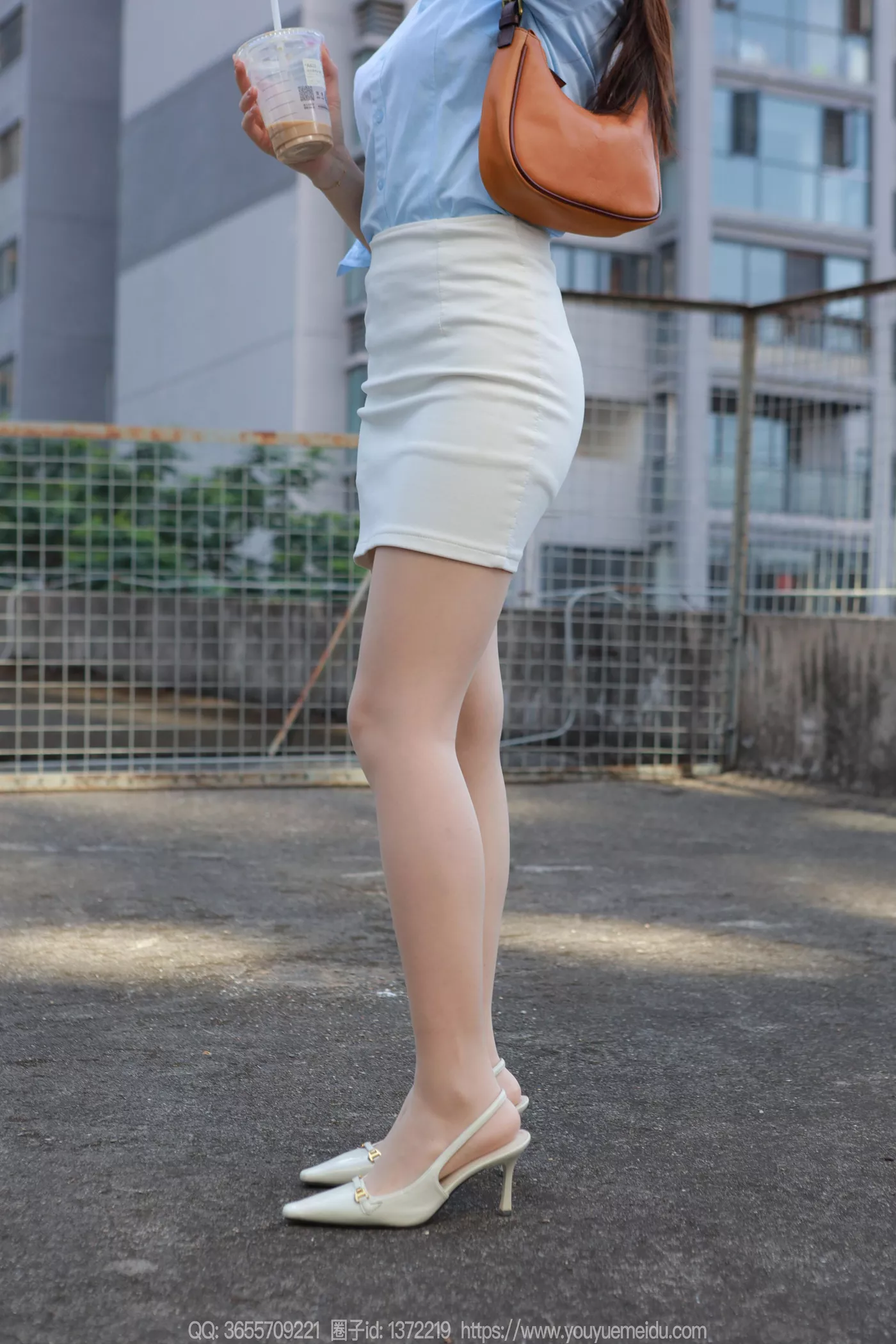 图片[22]-[IESS异思趣向] 2024.12.04 丝享家1915：小婕《白色短裙（下）》[85P] – 速更版-美库