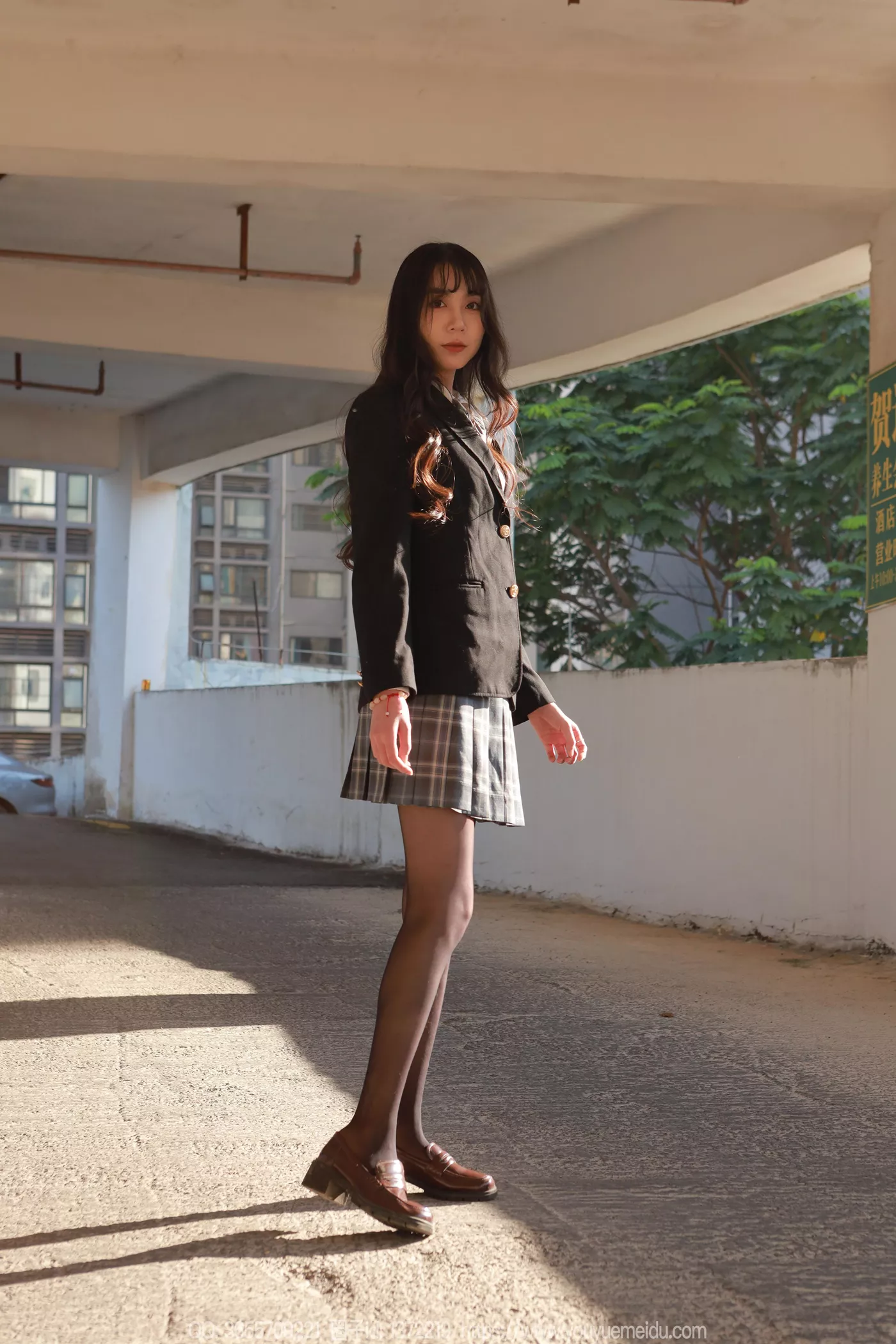 图片[51]-[IESS异思趣向] 2024.12.05 丝享家1916：团团《阳光黑丝》[88P] – 速更版-美库