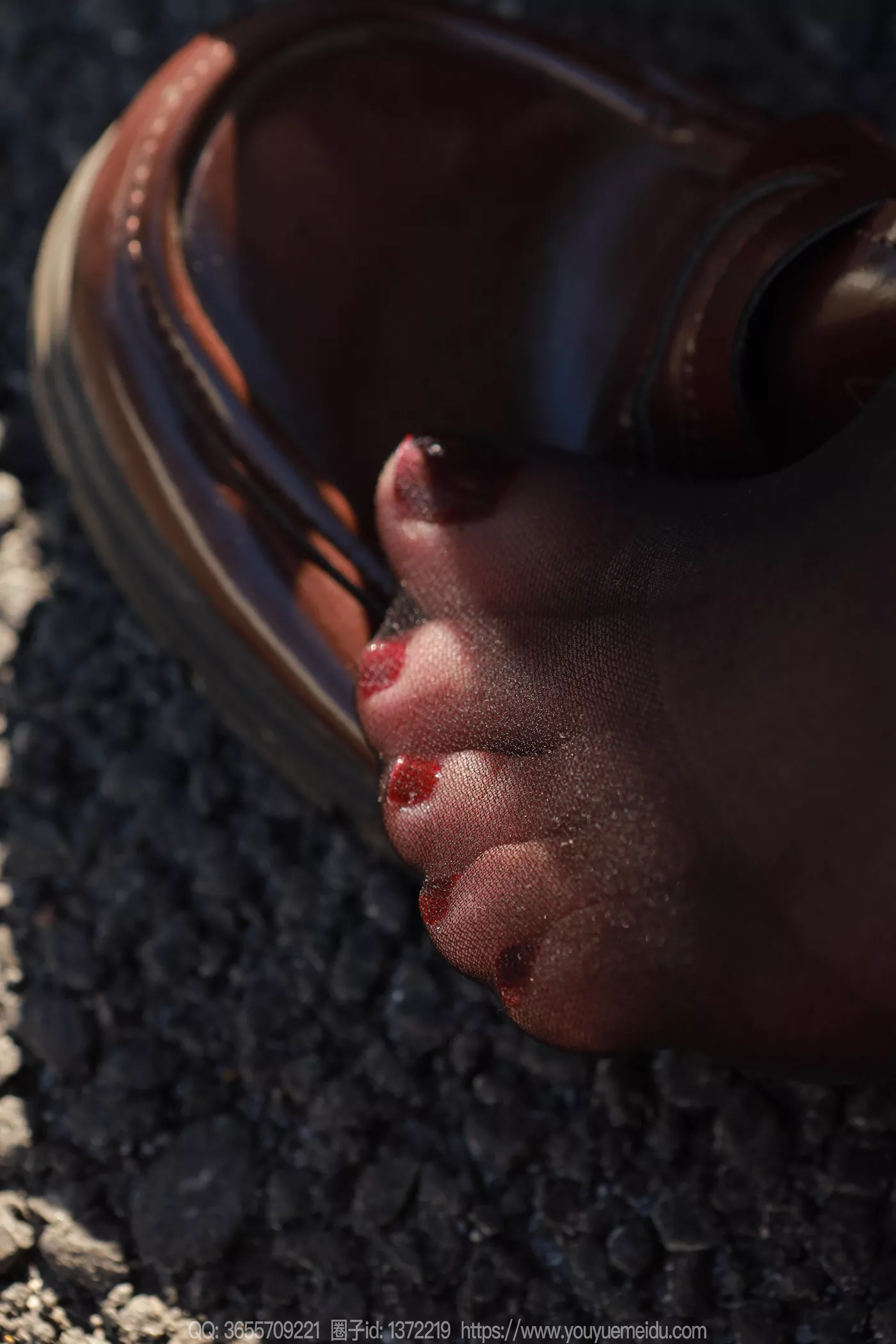 图片[71]-[IESS异思趣向] 2024.12.05 丝享家1916：团团《阳光黑丝》[88P] – 速更版-美库