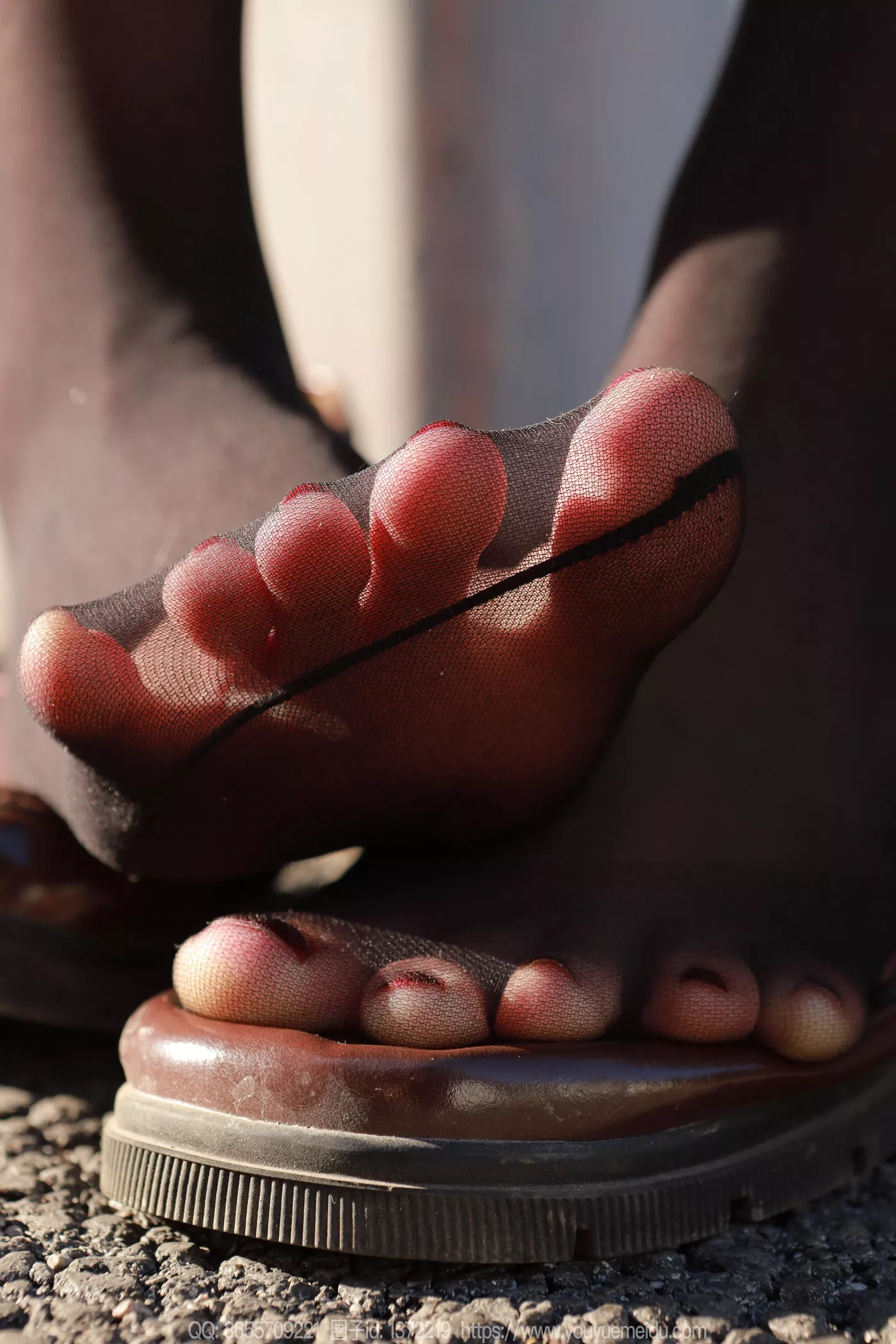 图片[83]-[IESS异思趣向] 2024.12.05 丝享家1916：团团《阳光黑丝》[88P] – 速更版-美库