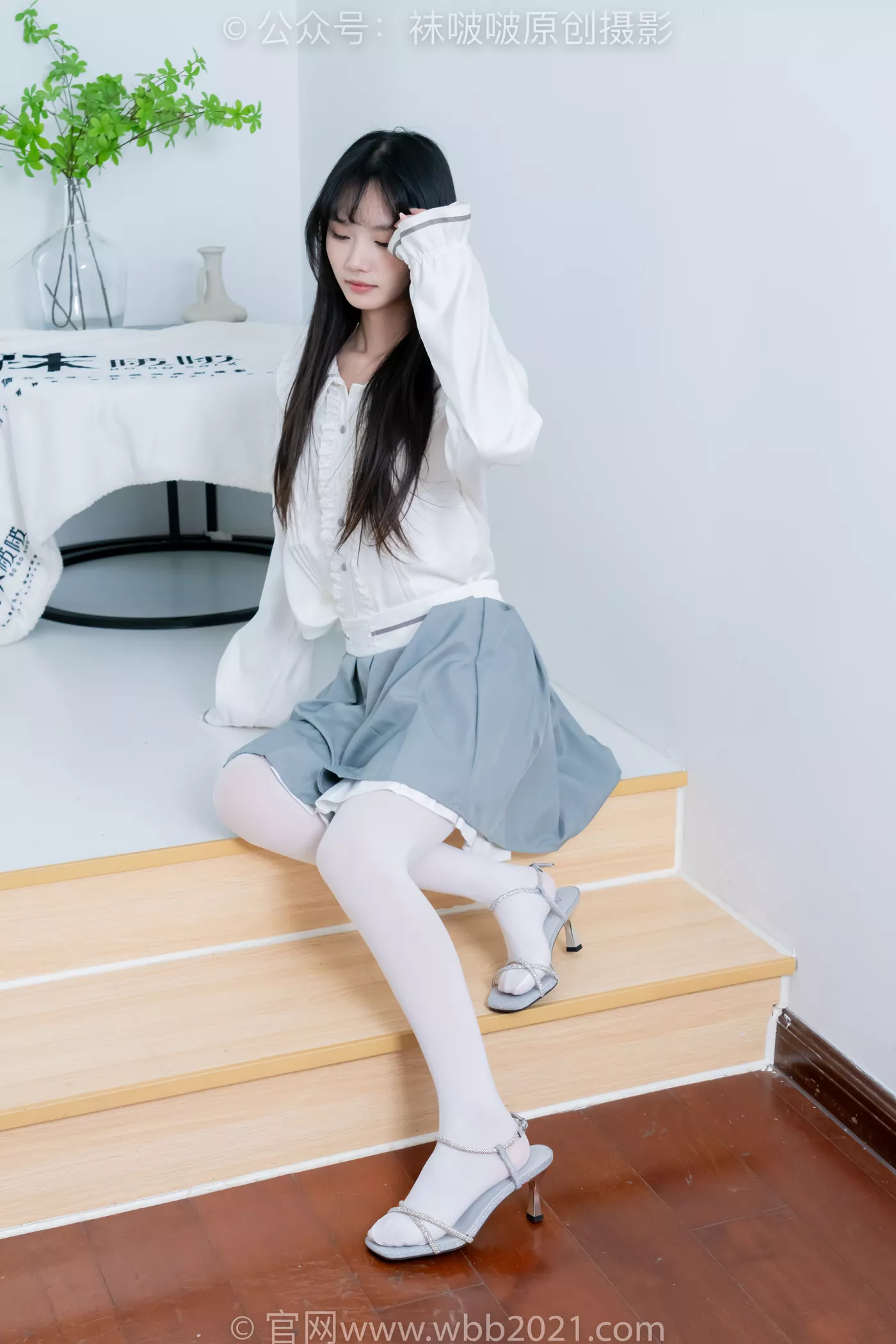 图片[33]-[BoBoSocks袜啵啵]NO.468 甜甜圈-高跟凉鞋、厚白丝、裸足、丝袜和裸足踩蓝莓剧情[150P] – 速更版-美库