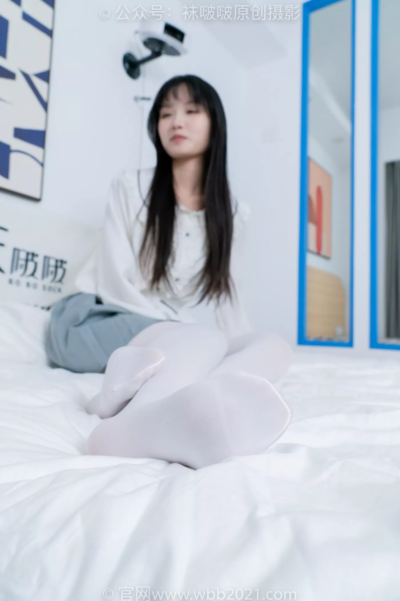 图片[60]-[BoBoSocks袜啵啵]NO.468 甜甜圈-高跟凉鞋、厚白丝、裸足、丝袜和裸足踩蓝莓剧情[150P] – 速更版-美库