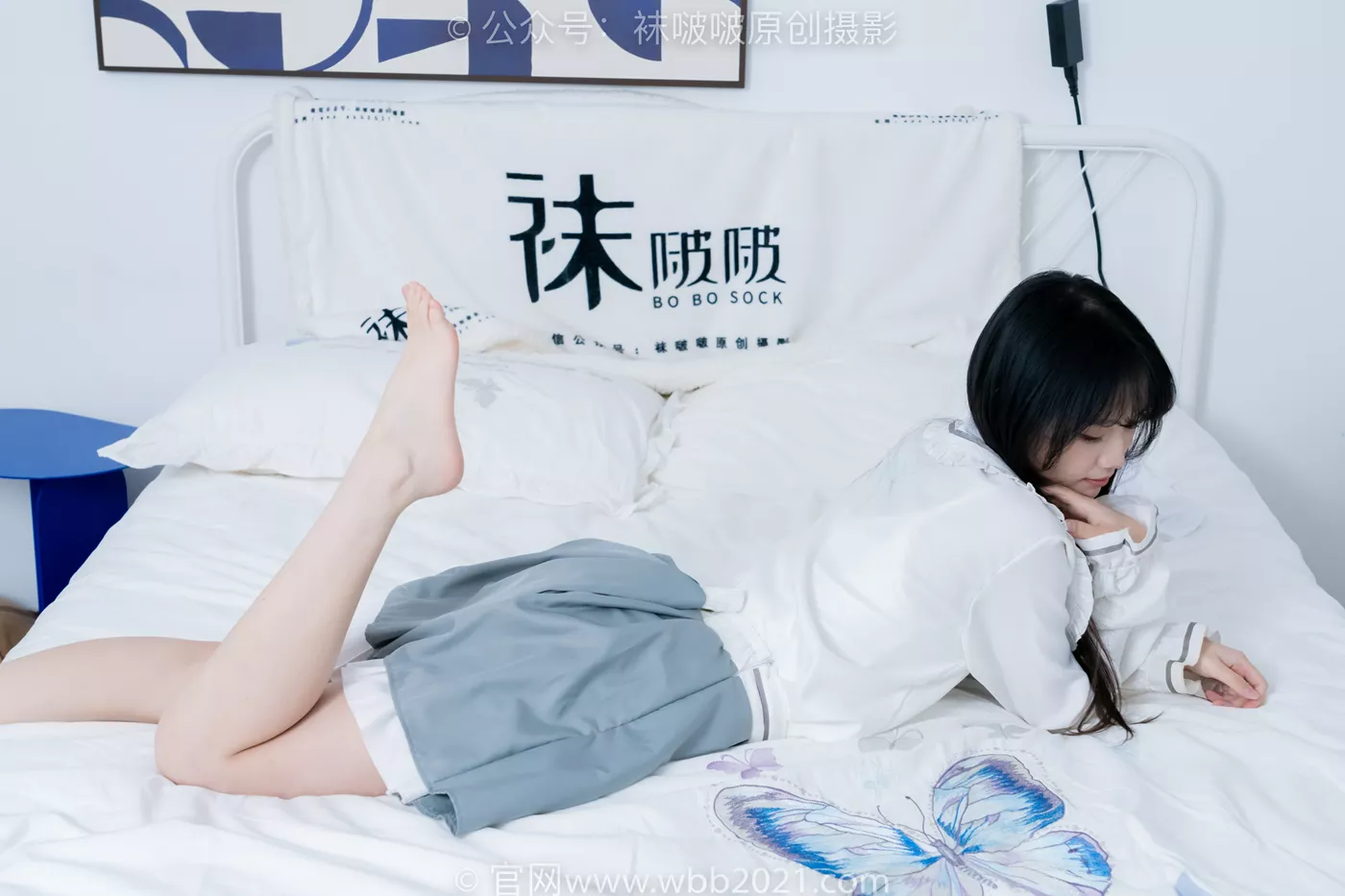 图片[100]-[BoBoSocks袜啵啵]NO.468 甜甜圈-高跟凉鞋、厚白丝、裸足、丝袜和裸足踩蓝莓剧情[150P] – 速更版-美库