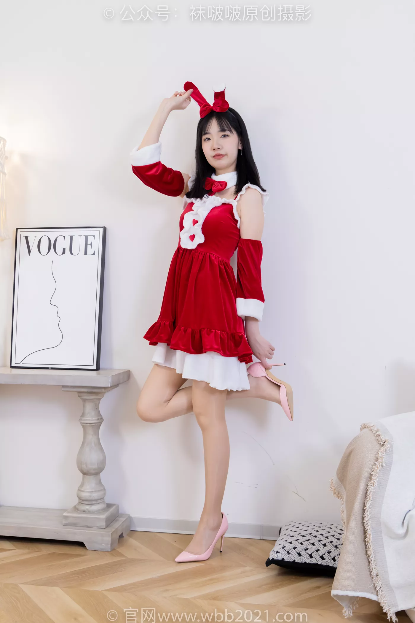 图片[25]-[BoBoSocks袜啵啵]NO.469 小甜豆-高跟鞋、油亮白丝、油亮肉丝、油亮黑丝、小甜豆手写祝福圣诞牌剧情[100P] – 速更版-美库