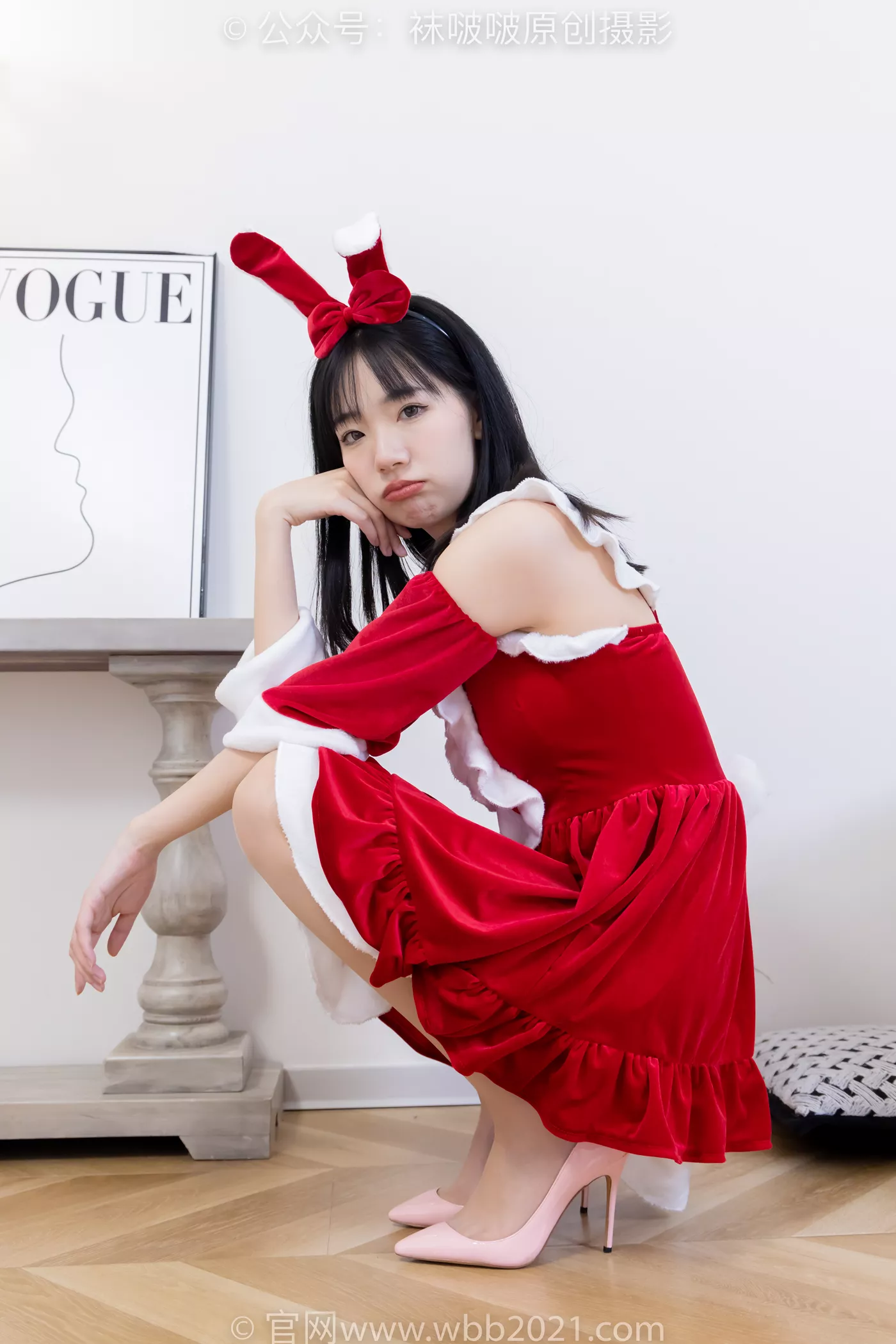 图片[28]-[BoBoSocks袜啵啵]NO.469 小甜豆-高跟鞋、油亮白丝、油亮肉丝、油亮黑丝、小甜豆手写祝福圣诞牌剧情[100P] – 速更版-美库