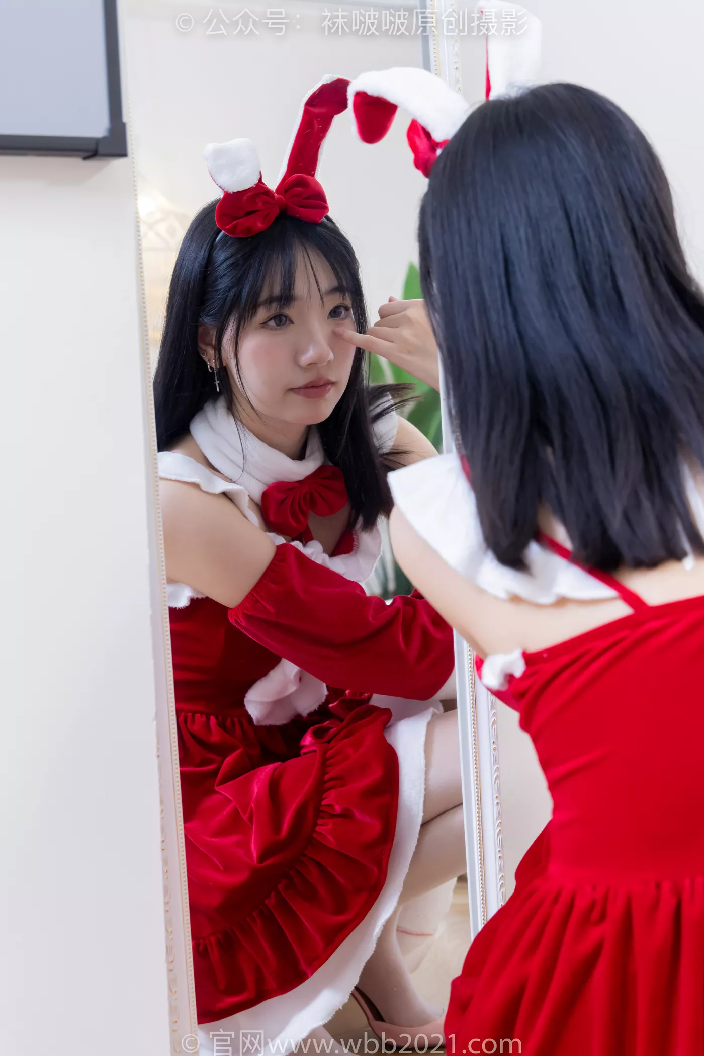 图片[63]-[BoBoSocks袜啵啵]NO.469 小甜豆-高跟鞋、油亮白丝、油亮肉丝、油亮黑丝、小甜豆手写祝福圣诞牌剧情[100P] – 速更版-美库