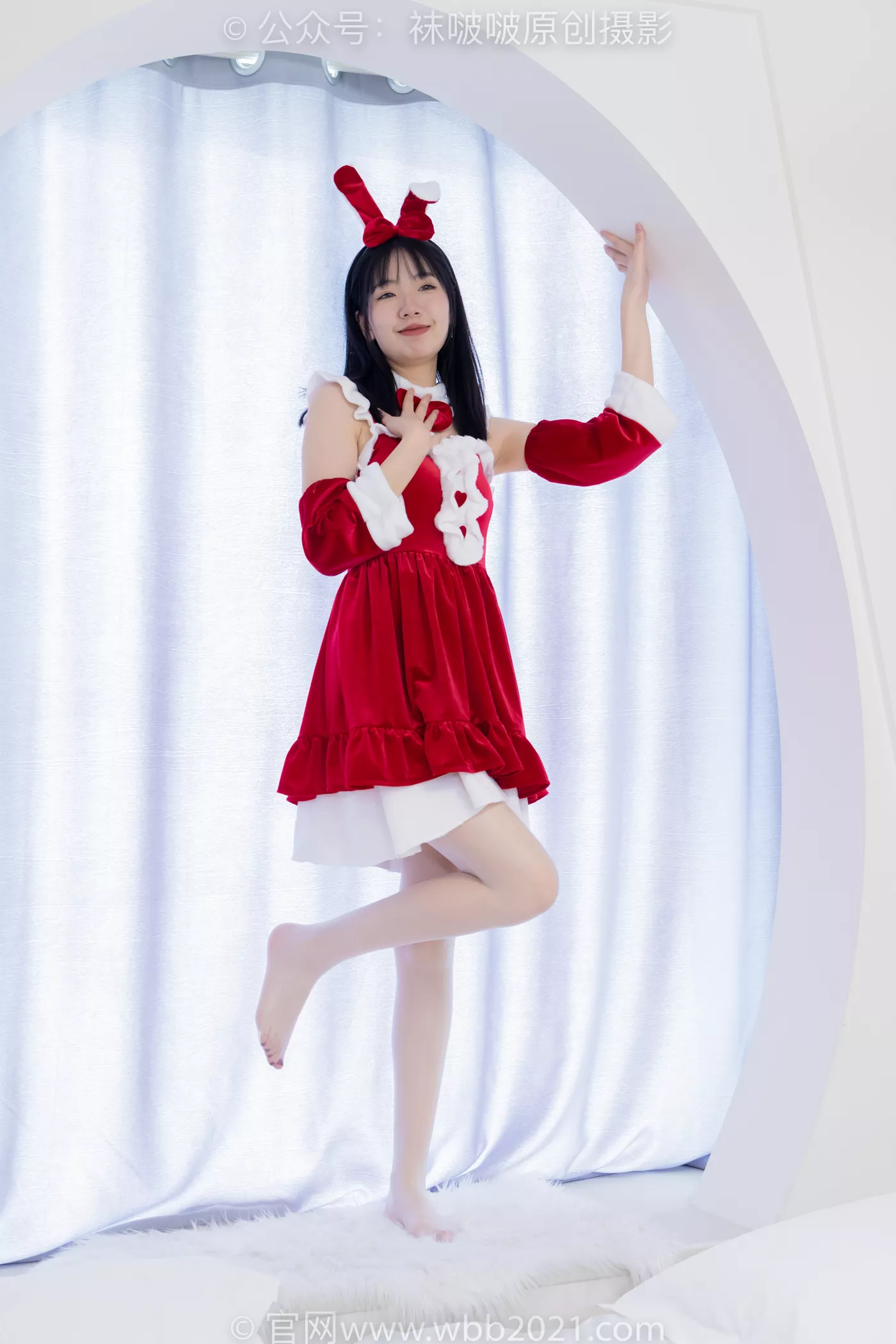 图片[88]-[BoBoSocks袜啵啵]NO.469 小甜豆-高跟鞋、油亮白丝、油亮肉丝、油亮黑丝、小甜豆手写祝福圣诞牌剧情[100P] – 速更版-美库