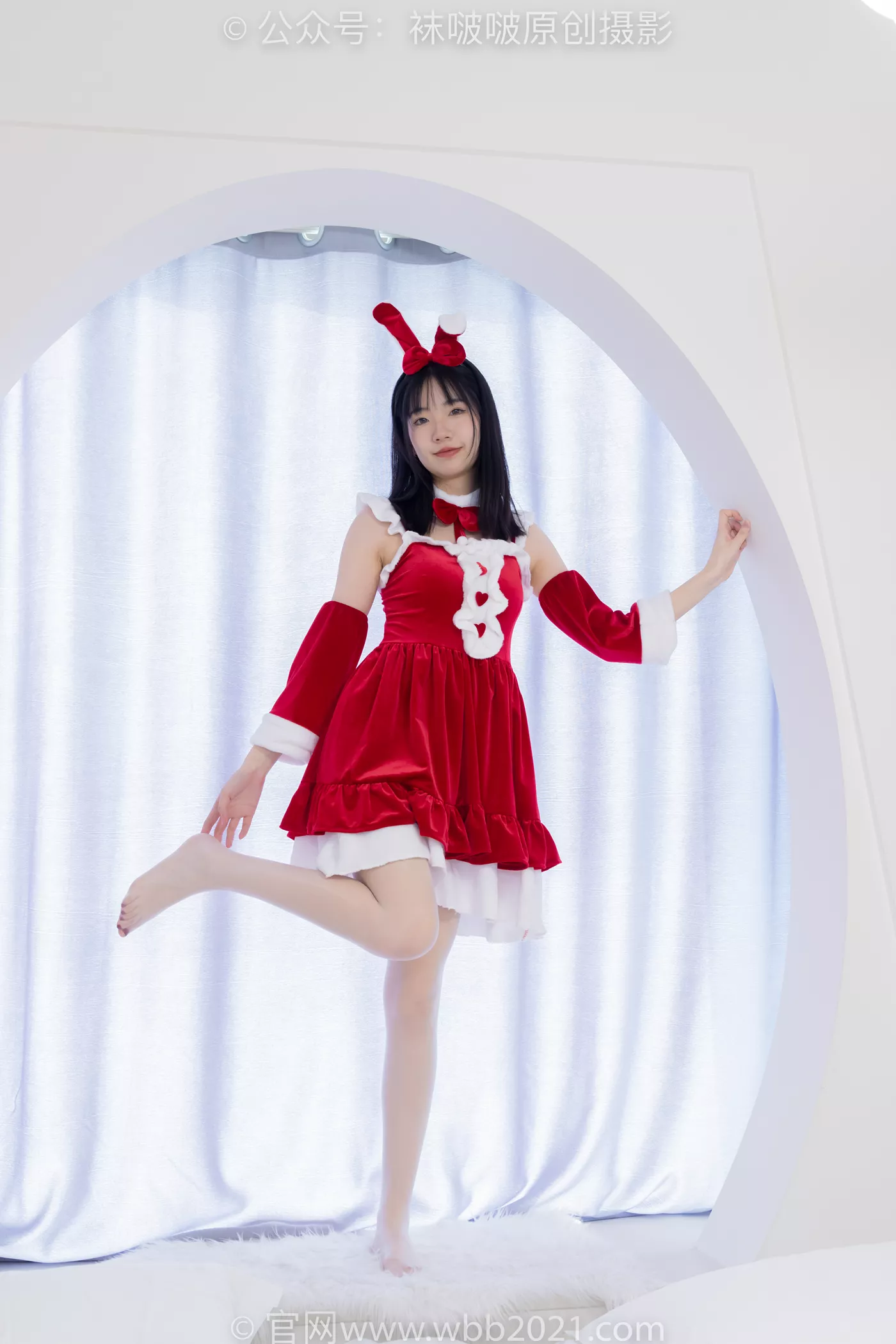 图片[89]-[BoBoSocks袜啵啵]NO.469 小甜豆-高跟鞋、油亮白丝、油亮肉丝、油亮黑丝、小甜豆手写祝福圣诞牌剧情[100P] – 速更版-美库