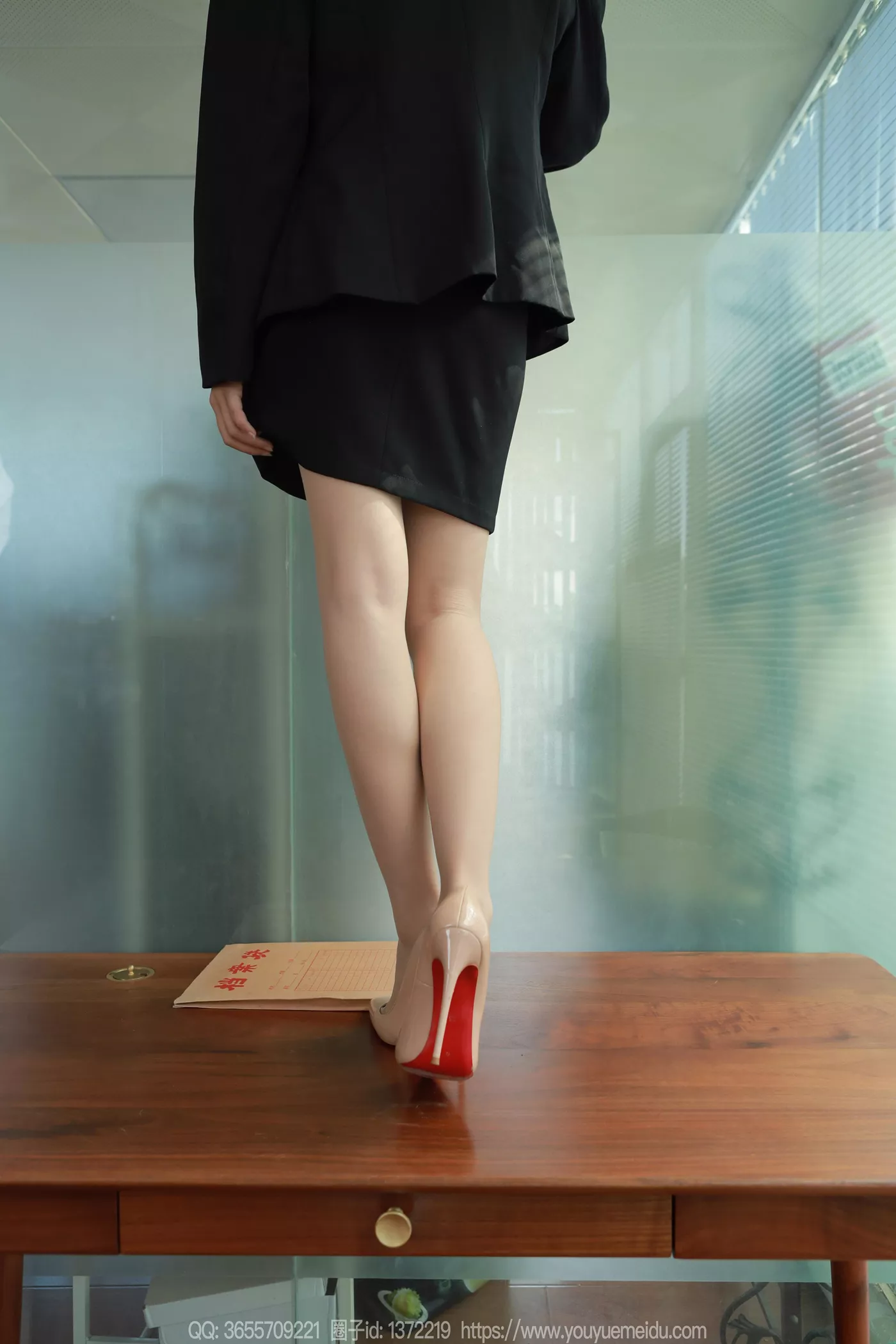 图片[87]-[IESS异思趣向] 2024.12.09 丝享家1919：小金《肉丝主管》[97P] – 速更版-美库