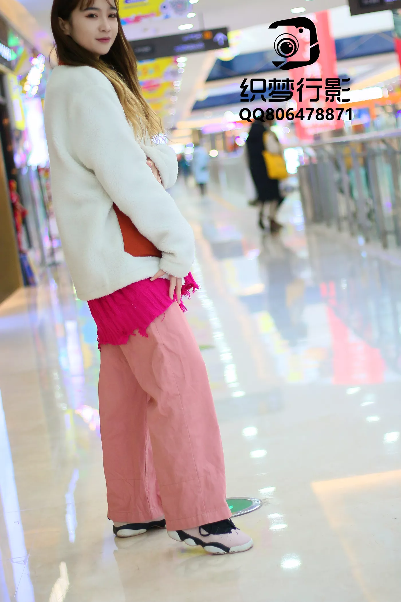 图片[11]-[织梦映像]NO.054 叱咤红人-商场多场景拍摄[166P] – 速更版-美库