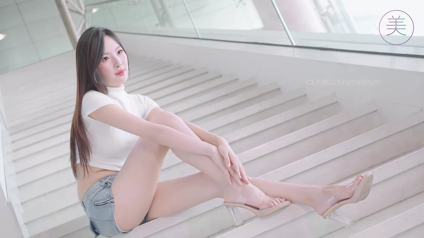 NO.0440 2023 东莞秋季车展 Racing Model 车模抖音网红随拍车模03[20P] - 速更版-绅士图