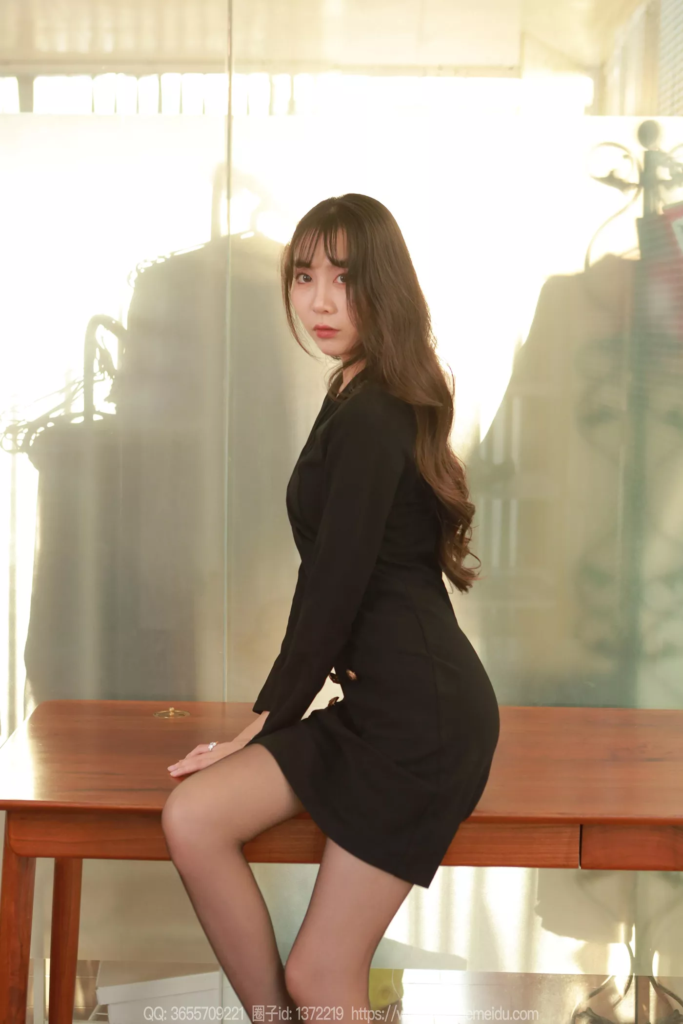 图片[22]-[IESS异思趣向] 2024.12.10 丝享家1920：团团《黑丝连衣裙》[94P] – 速更版-美库