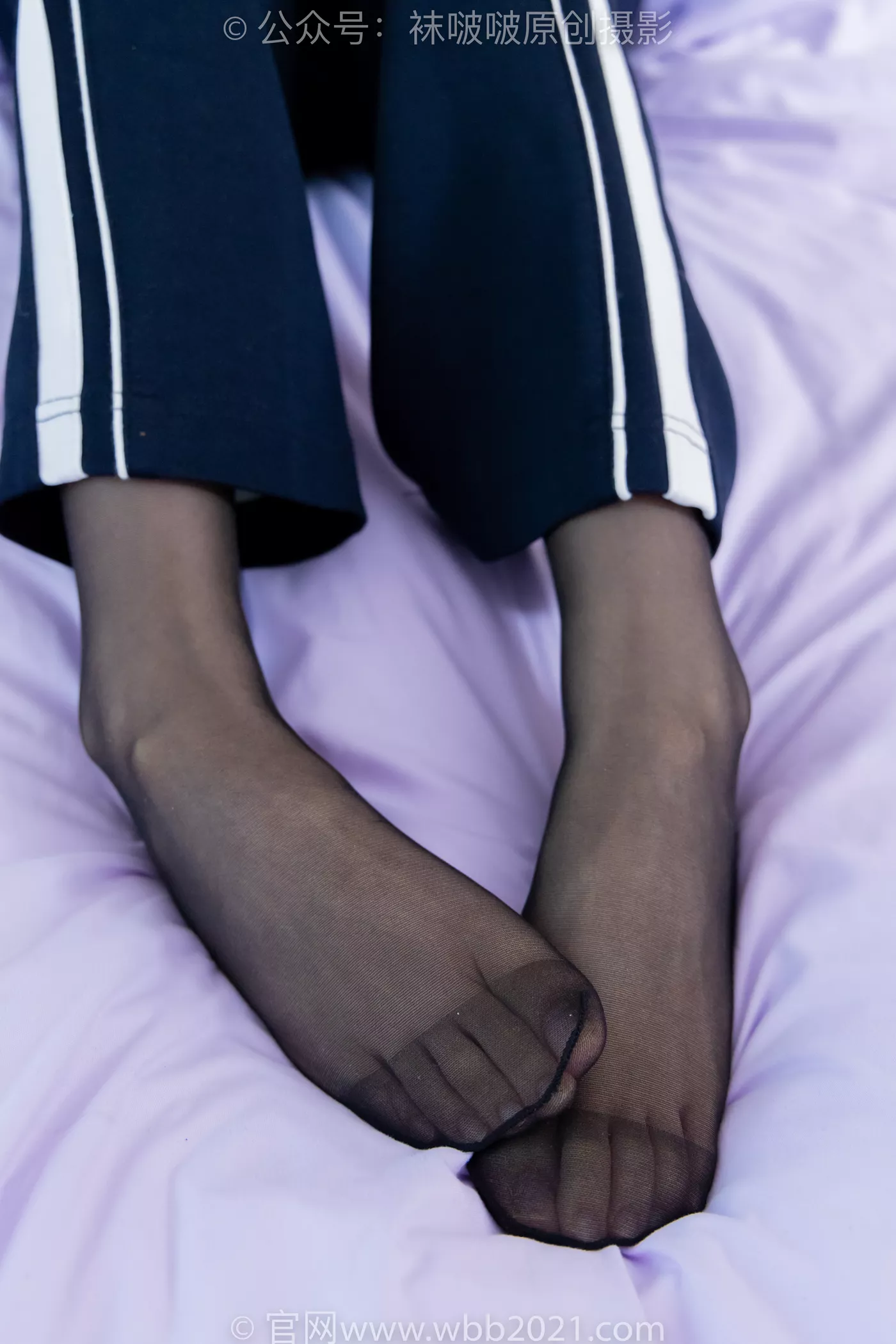 图片[23]-[BoBoSocks袜啵啵]NO.471 甜甜圈-高跟鞋、黑丝、短肉丝、裸足、校服裤里丝[150P] – 速更版-美库