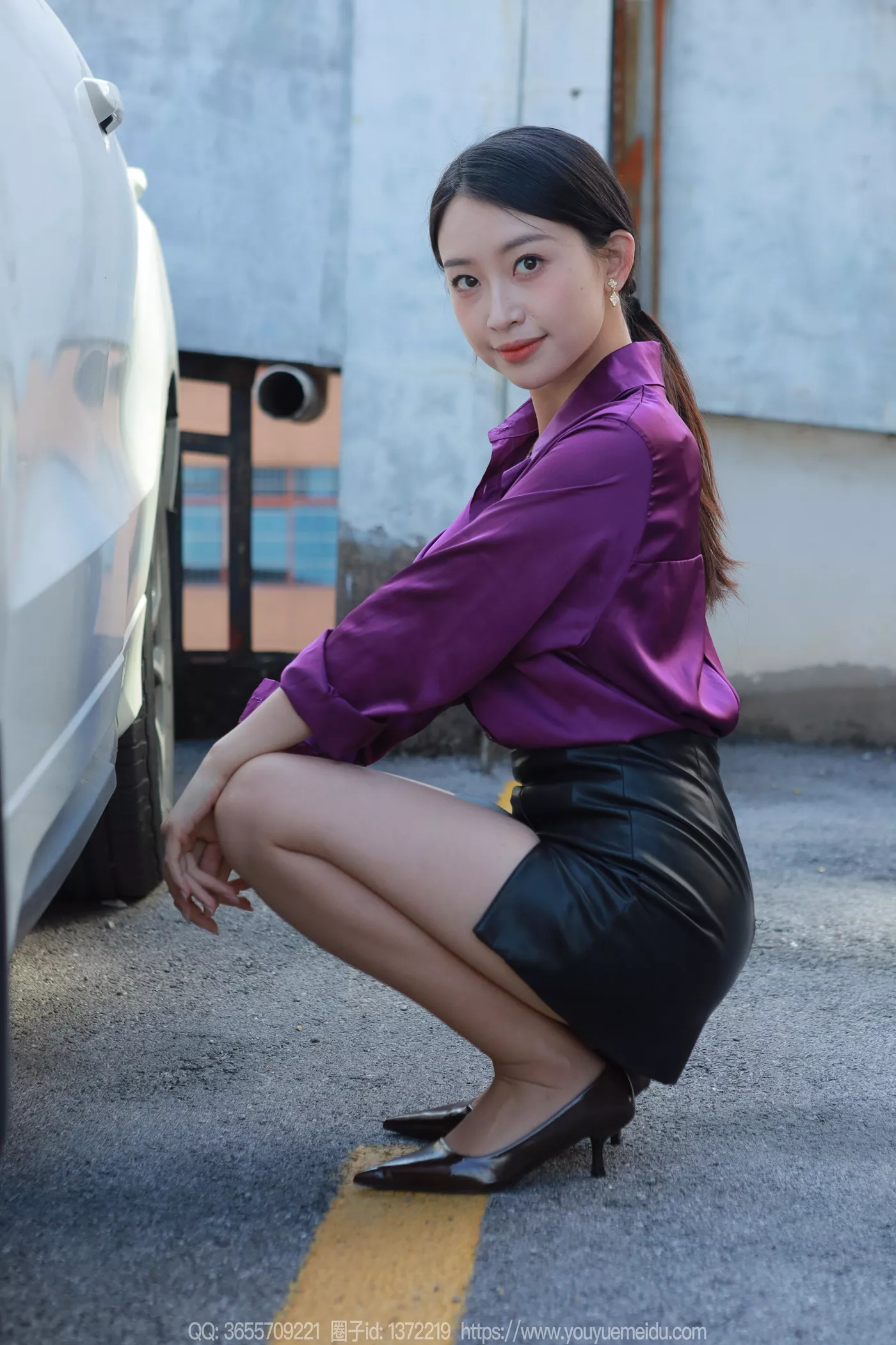 图片[23]-[IESS异思趣向] 2024.12.11 丝享家1921：小婕《紫色韵味》[92P] – 速更版-美库