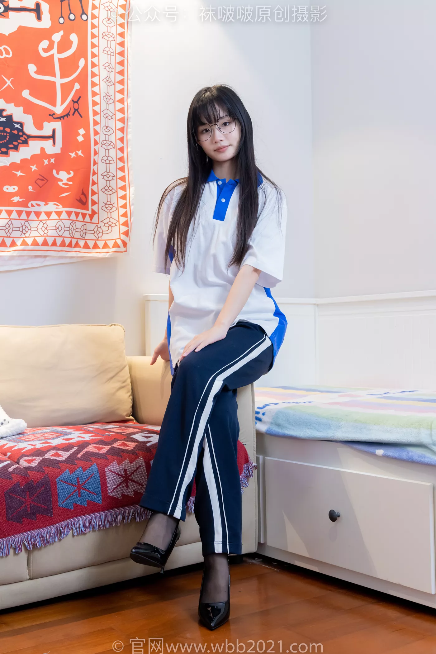 图片[33]-[BoBoSocks袜啵啵]NO.471 甜甜圈-高跟鞋、黑丝、短肉丝、裸足、校服裤里丝[150P] – 速更版-美库