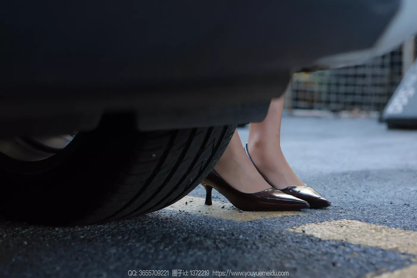 图片[28]-[IESS异思趣向] 2024.12.11 丝享家1921：小婕《紫色韵味》[92P] – 速更版-美库