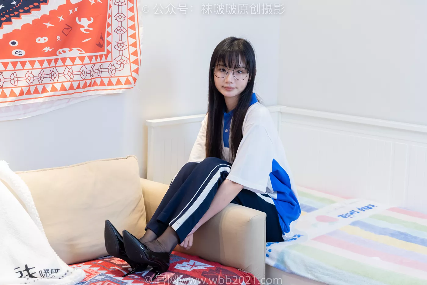 图片[39]-[BoBoSocks袜啵啵]NO.471 甜甜圈-高跟鞋、黑丝、短肉丝、裸足、校服裤里丝[150P] – 速更版-美库