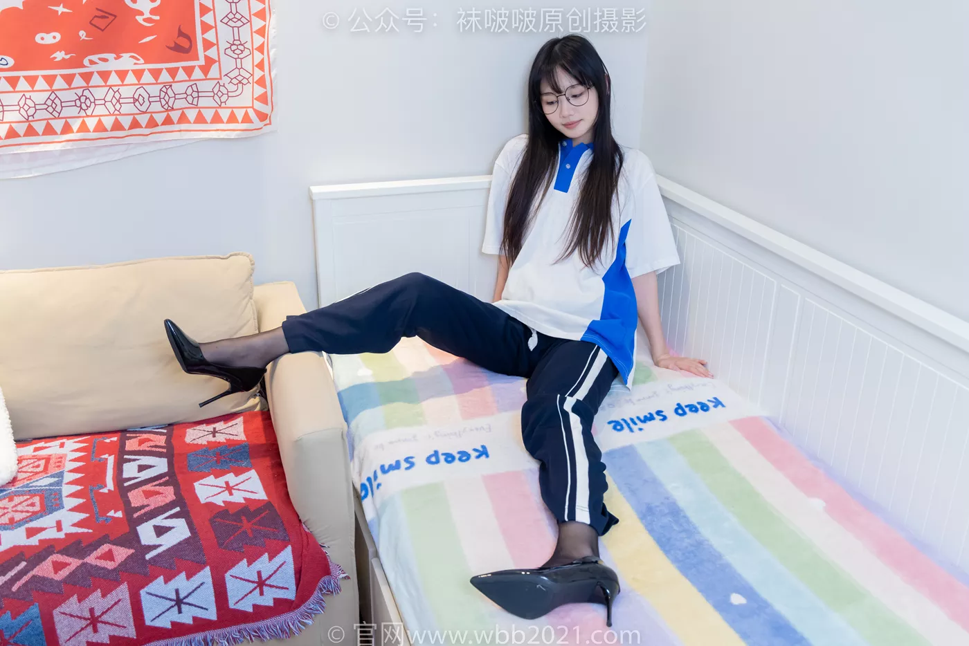 图片[51]-[BoBoSocks袜啵啵]NO.471 甜甜圈-高跟鞋、黑丝、短肉丝、裸足、校服裤里丝[150P] – 速更版-美库