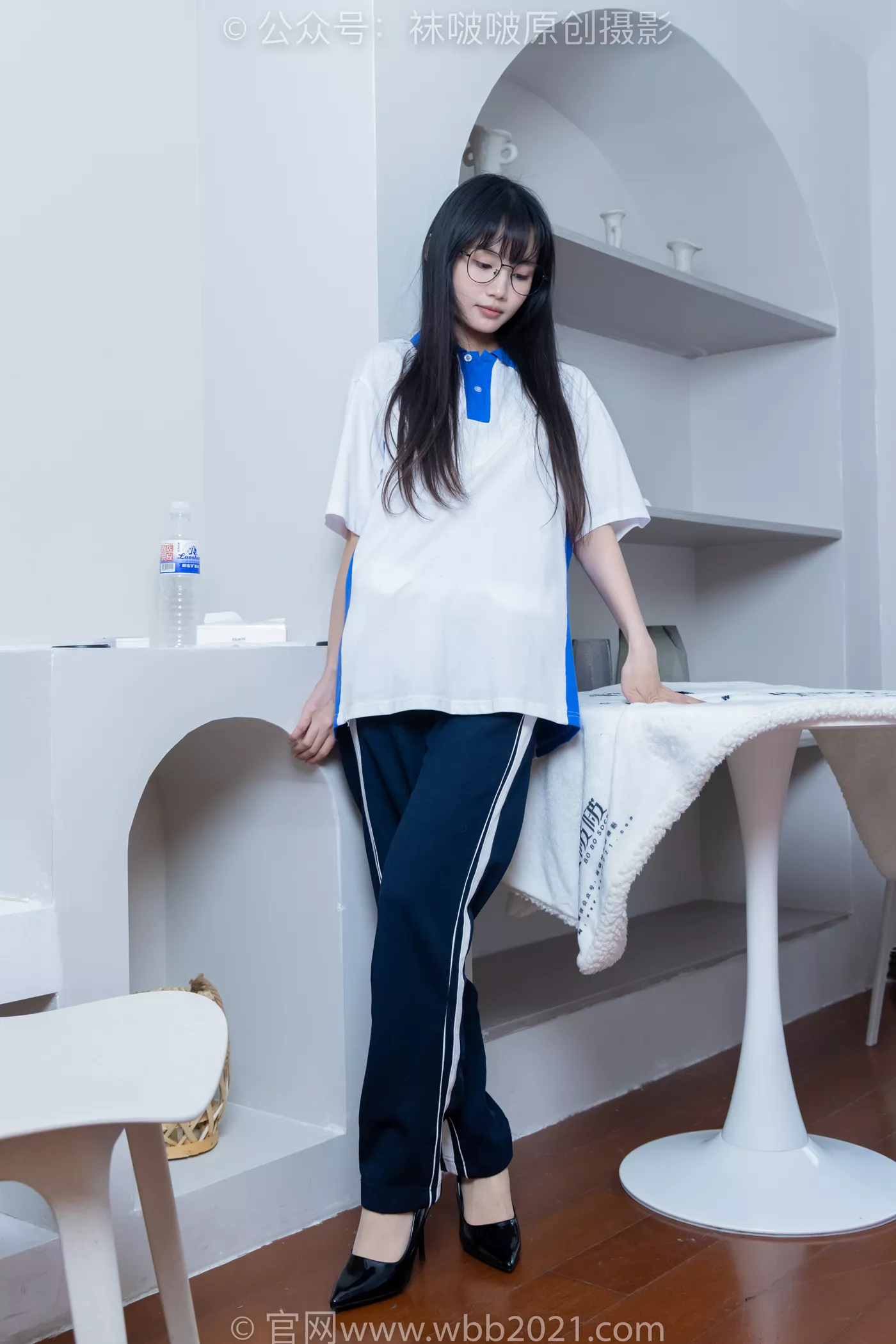 图片[71]-[BoBoSocks袜啵啵]NO.471 甜甜圈-高跟鞋、黑丝、短肉丝、裸足、校服裤里丝[150P] – 速更版-美库