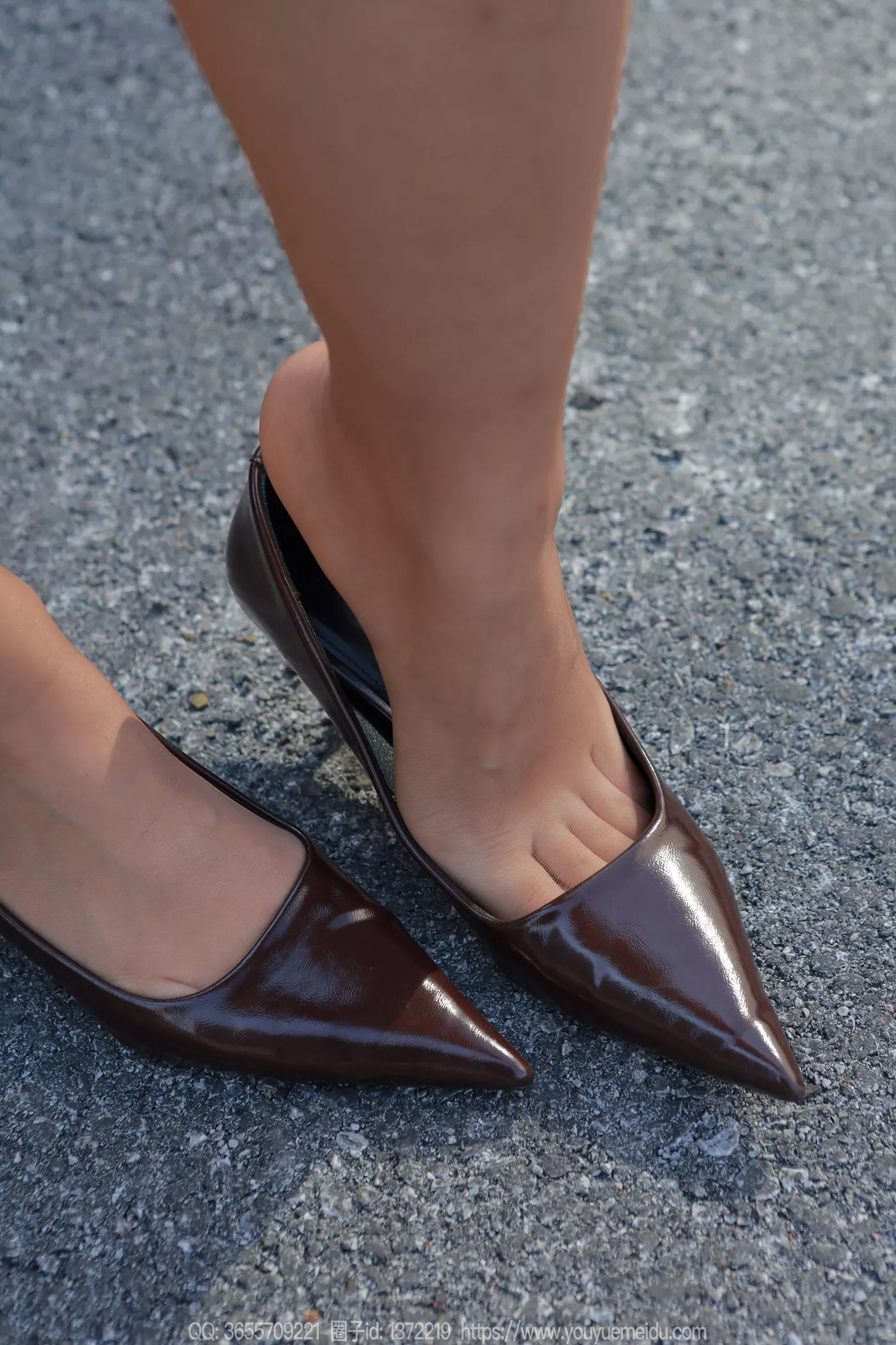 图片[83]-[IESS异思趣向] 2024.12.11 丝享家1921：小婕《紫色韵味》[92P] – 速更版-美库