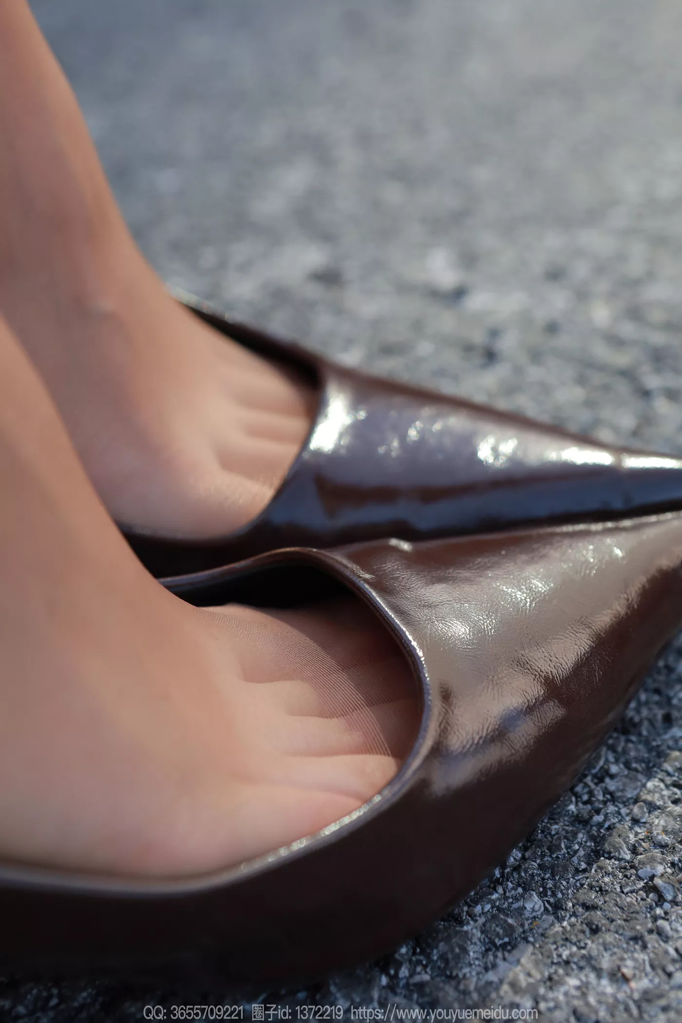 图片[92]-[IESS异思趣向] 2024.12.11 丝享家1921：小婕《紫色韵味》[92P] – 速更版-美库