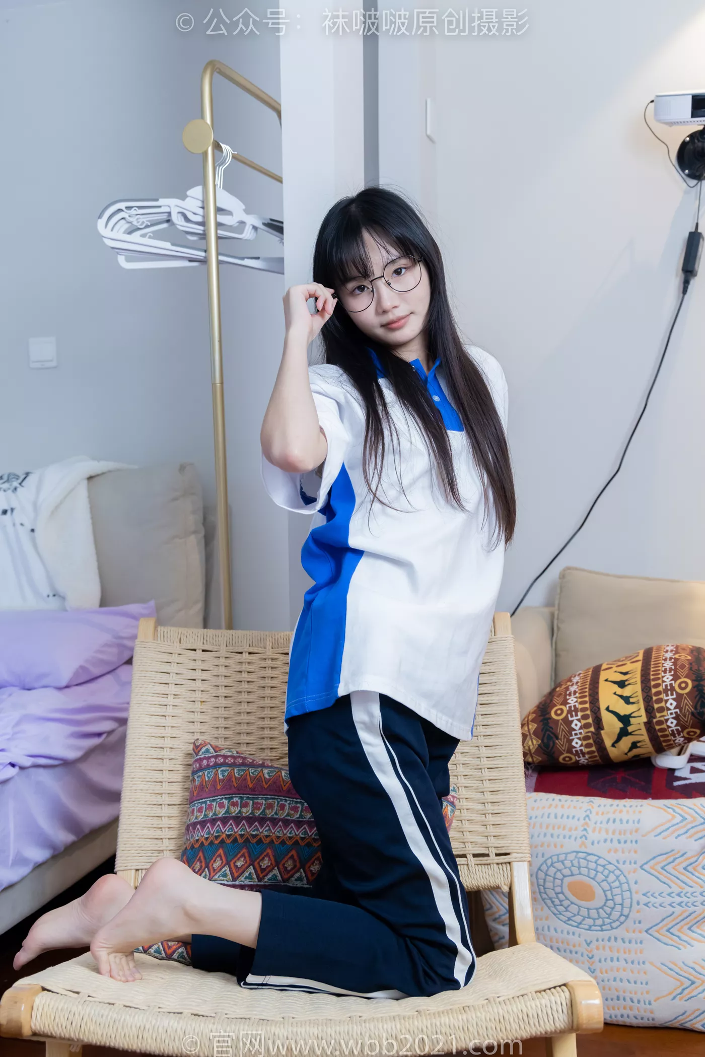 图片[134]-[BoBoSocks袜啵啵]NO.471 甜甜圈-高跟鞋、黑丝、短肉丝、裸足、校服裤里丝[150P] – 速更版-美库