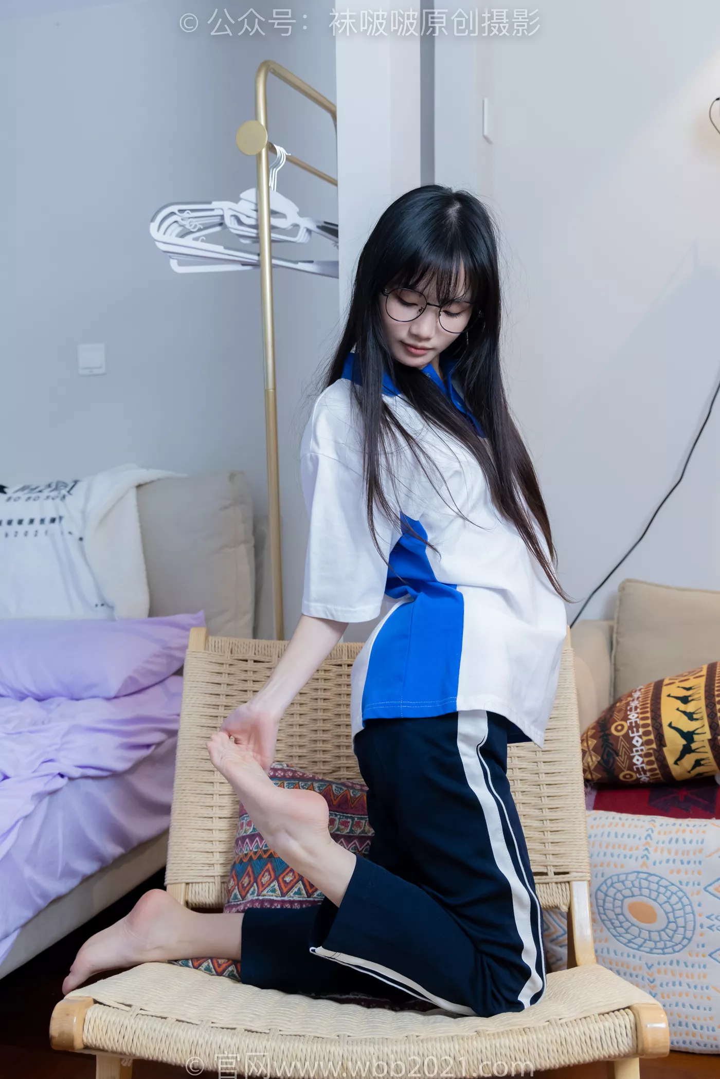 图片[135]-[BoBoSocks袜啵啵]NO.471 甜甜圈-高跟鞋、黑丝、短肉丝、裸足、校服裤里丝[150P] – 速更版-美库