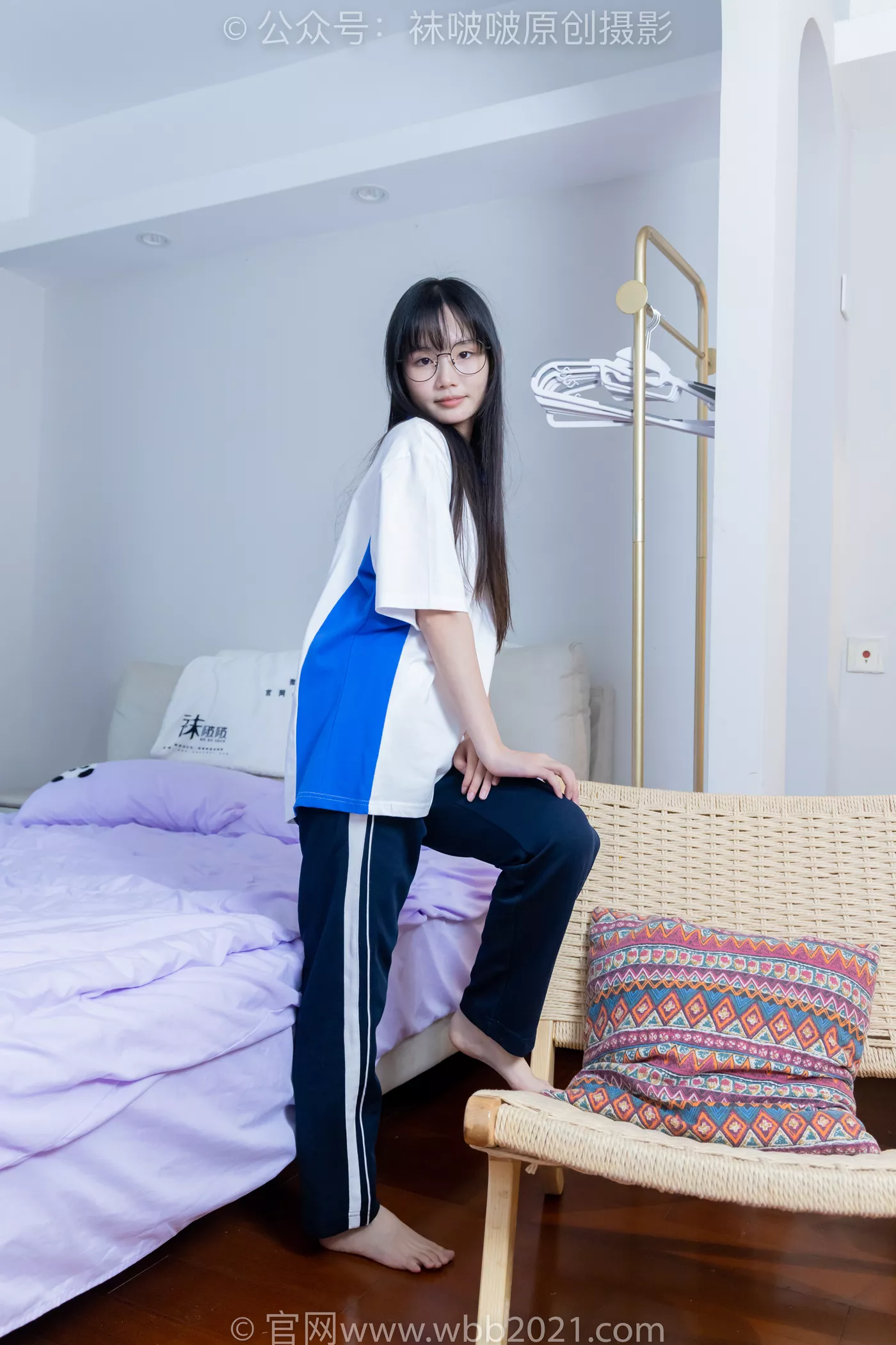 图片[142]-[BoBoSocks袜啵啵]NO.471 甜甜圈-高跟鞋、黑丝、短肉丝、裸足、校服裤里丝[150P] – 速更版-美库