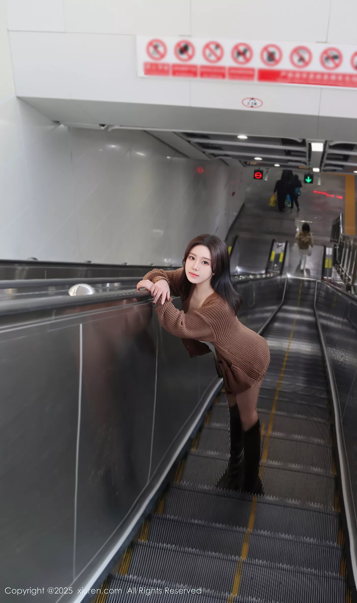 图片[16]-[Xiuren秀人网]2025.01.03 NO.9708 小薯条nienie[19+1P] – 速更版-美库